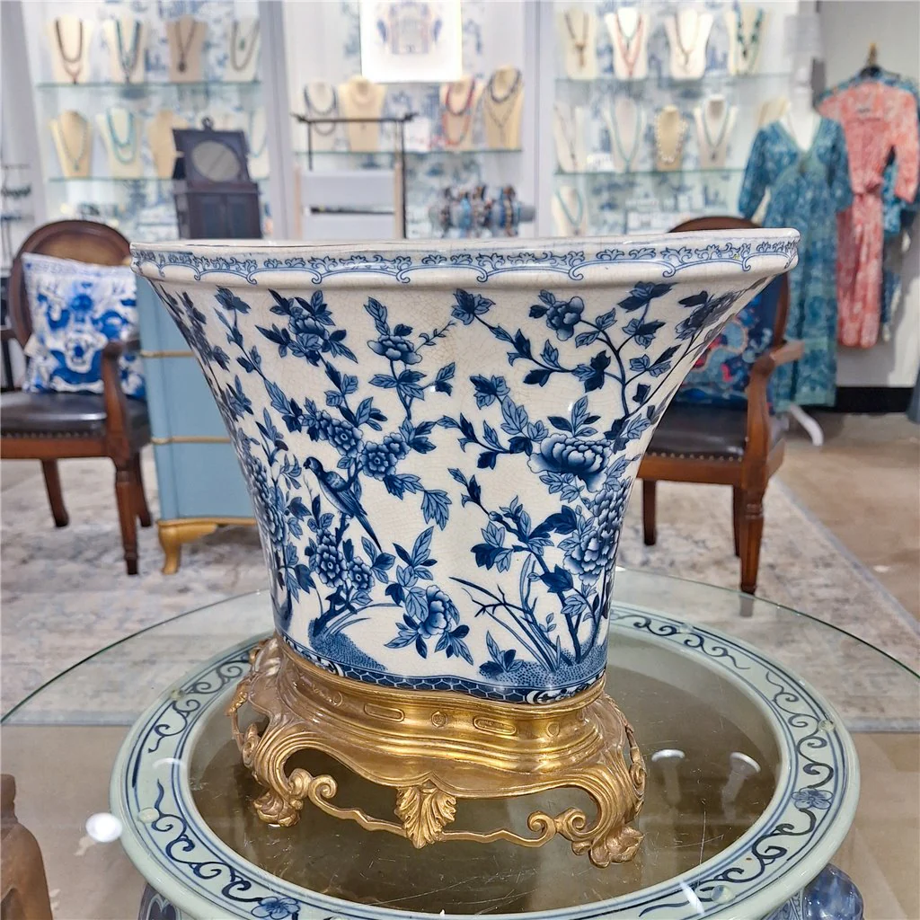Danny's Fine Porcelain Planter 14207 - Image 5