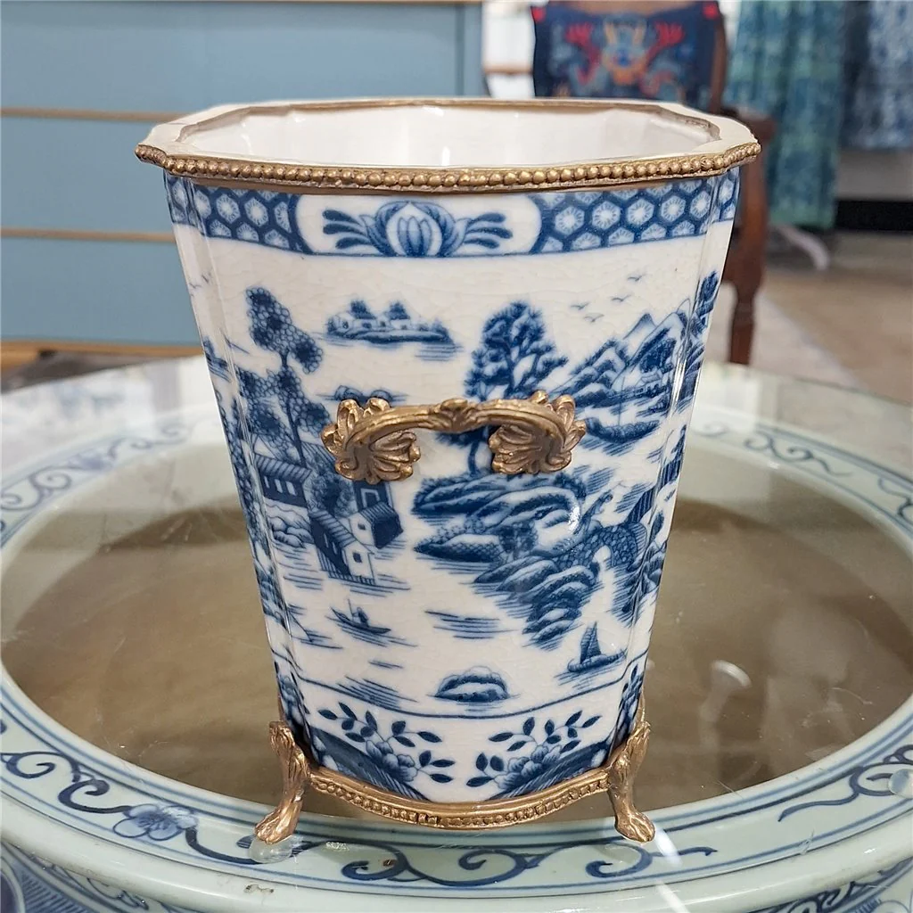 Danny's Fine Porcelain Planter With Bronze Ormolu- Blue Willow 14255 - Image 13