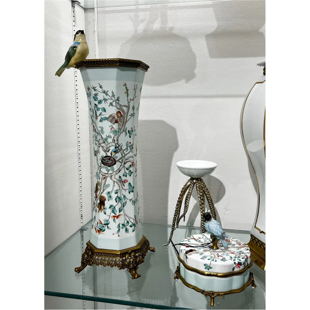 Danny's Fine Porcelain Porcelain Box With Bronze Ormolu And Bird Top - Garden Of Life 60411 - Image 25