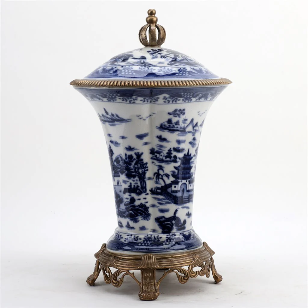 Danny's Fine Porcelain Porcelain Crown Lidded Jar - Blue And White Willow 14242 - Image 4