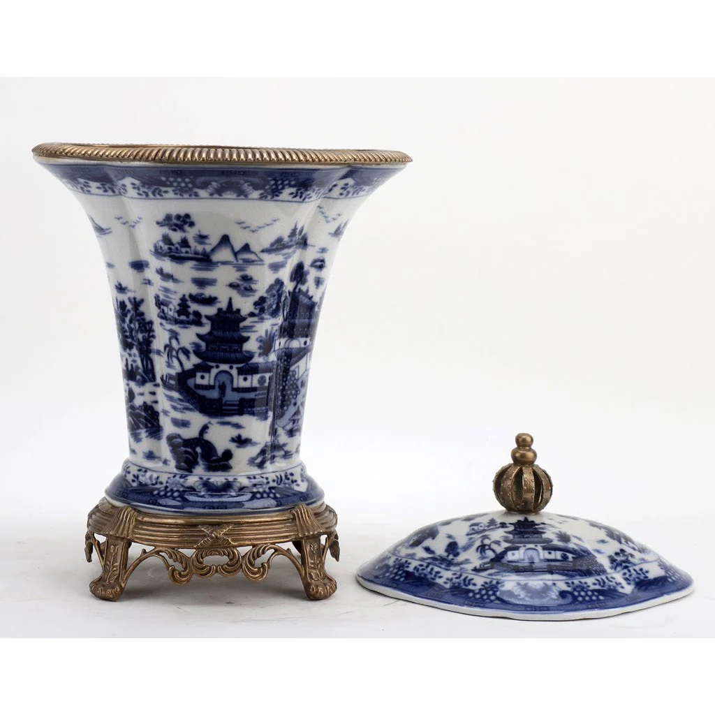 Danny's Fine Porcelain Porcelain Crown Lidded Jar - Blue And White Willow 14242 - Image 9