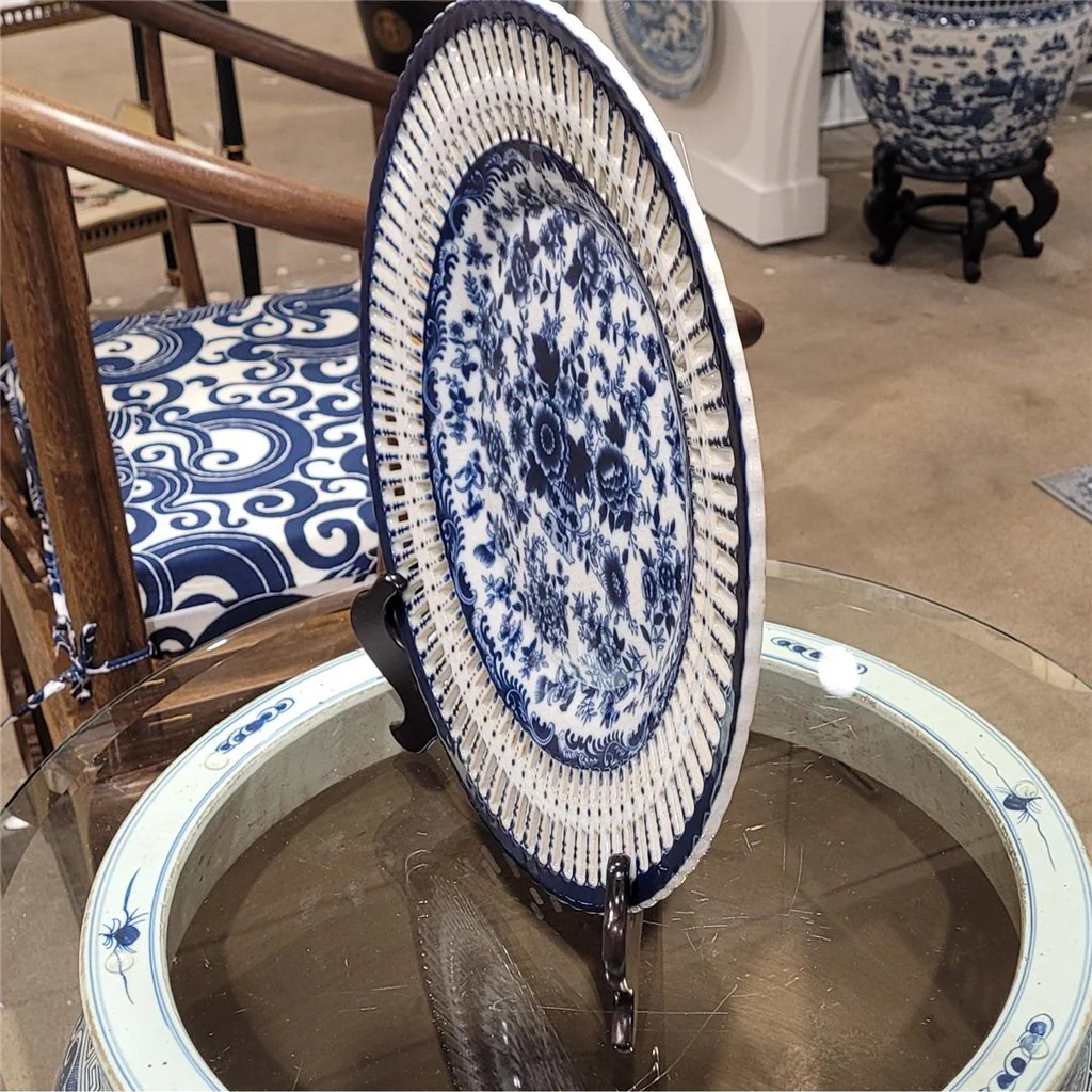 Danny's Fine Porcelain Porcelain Round Platter-Blue And White Bouquet 14247 - Image 11