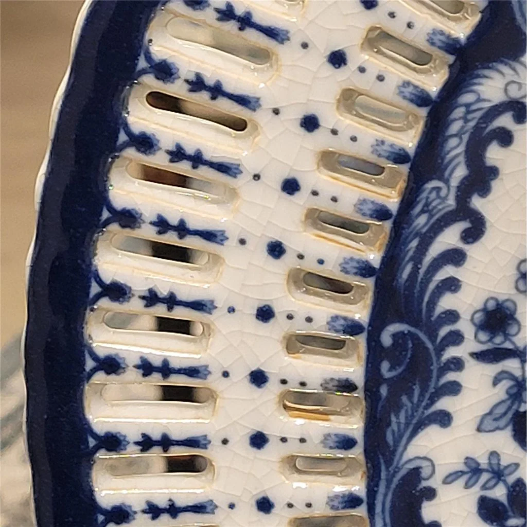 Danny's Fine Porcelain Porcelain Round Platter-Blue And White Bouquet 14247 - Image 14