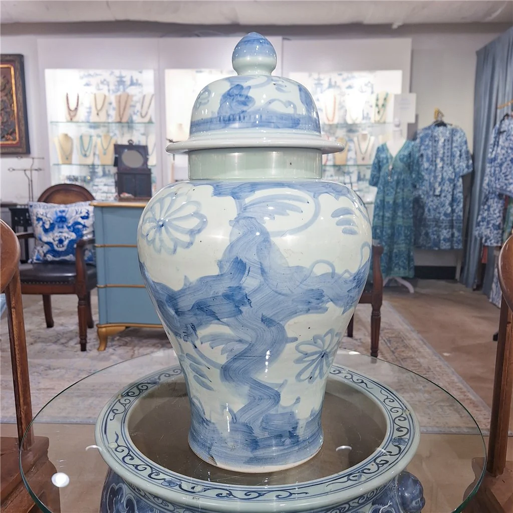 Danny's Fine Porcelain Porcelain Temple Jar - Blue And White Mud Stepping Style 51100 - Image 18