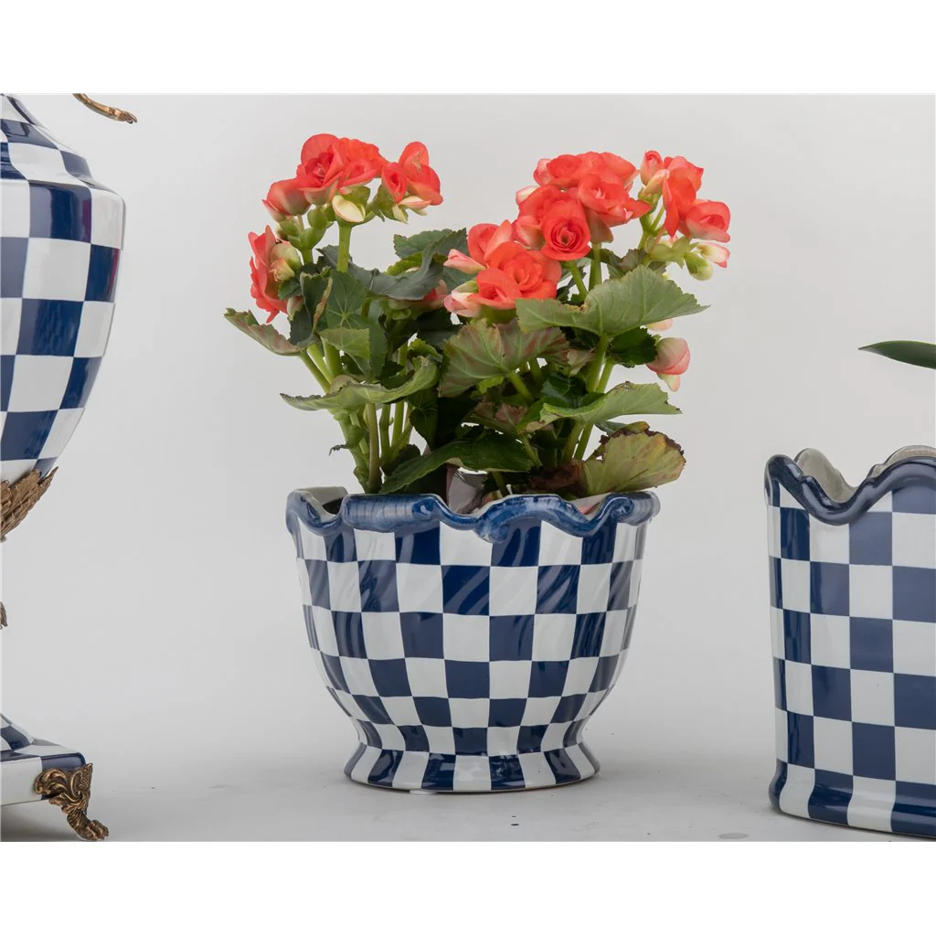 Danny's Fine Porcelain Porcelain Vase With Bronze Ormolu And Dragonfly - Blue And White Checker 14277 - Image 7
