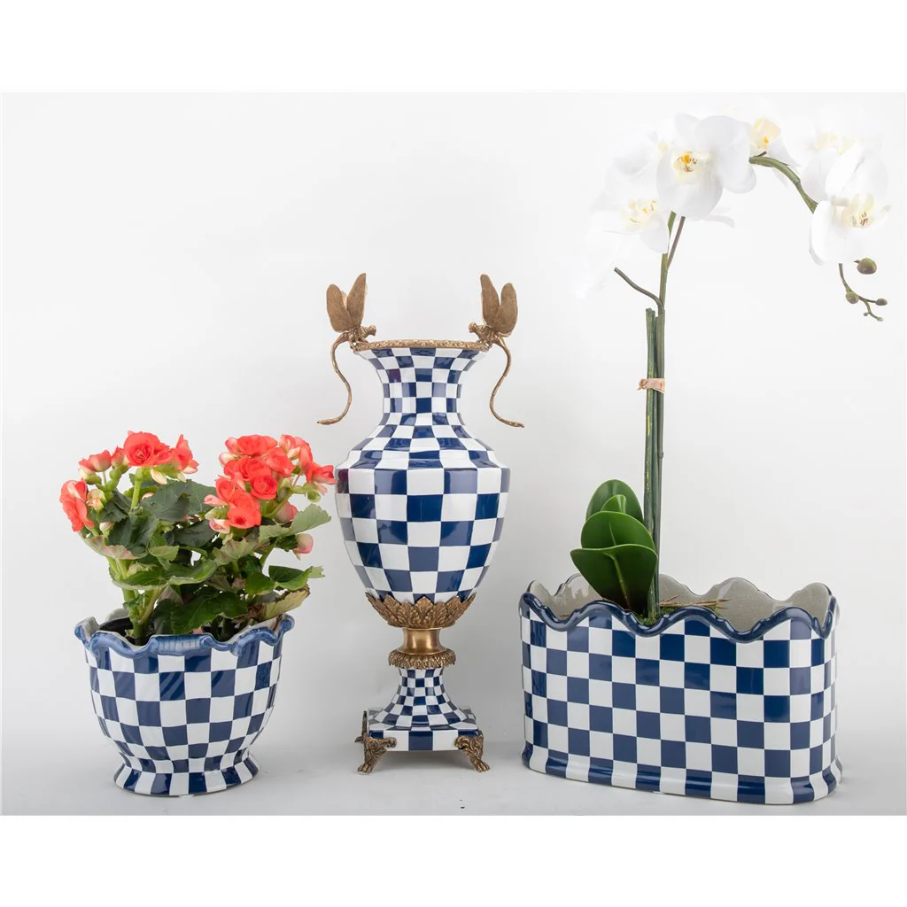 Danny's Fine Porcelain Porcelain Vase With Bronze Ormolu And Dragonfly - Blue And White Checker 14277 - Image 8