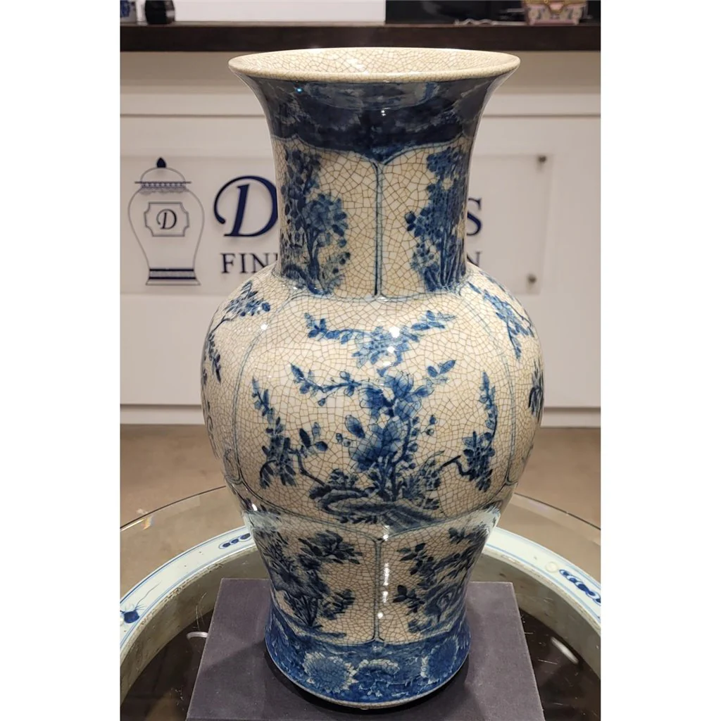 Danny's Fine Porcelain Vase 14132 - Image 10