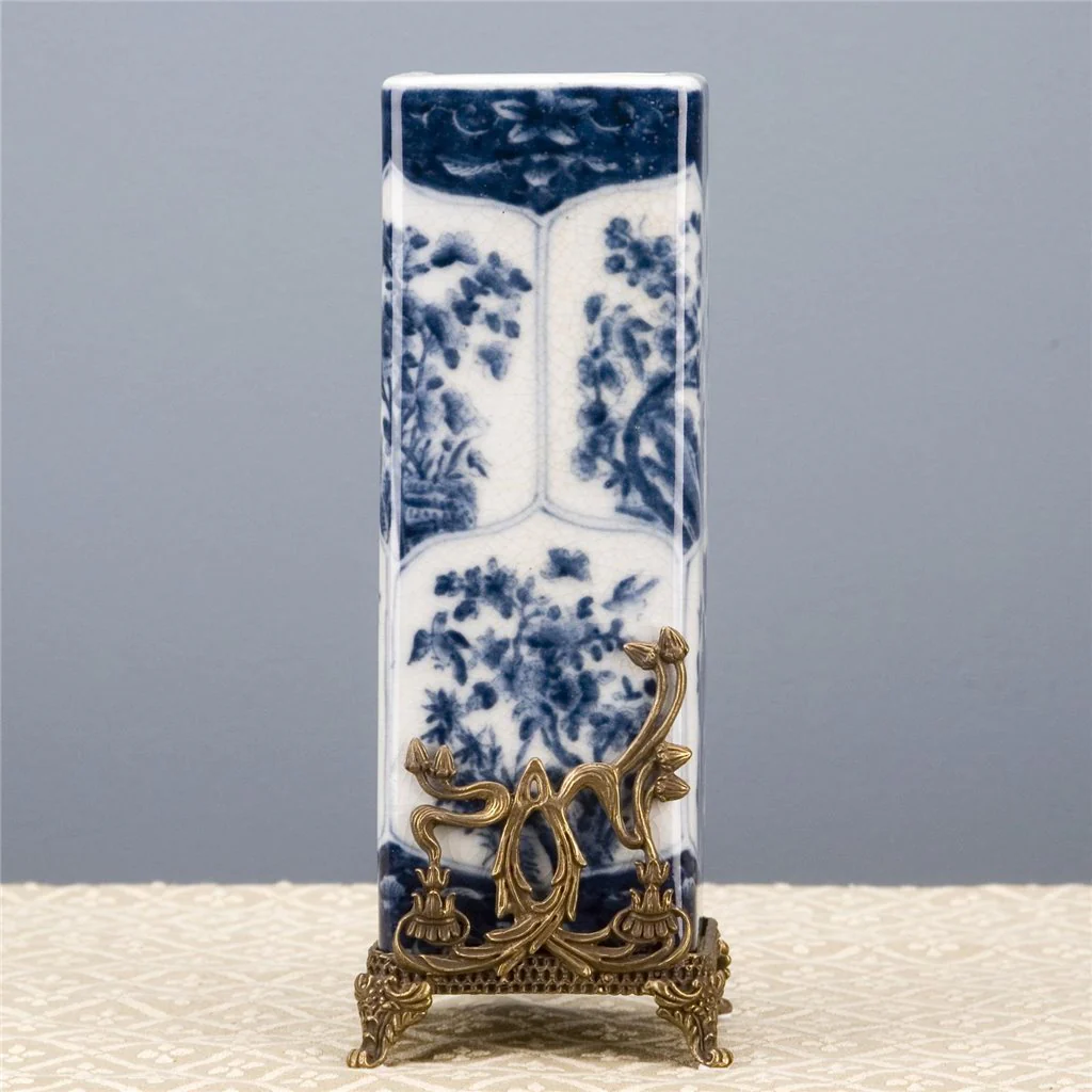 Danny's Fine Porcelain Vase 14172 - Image 2