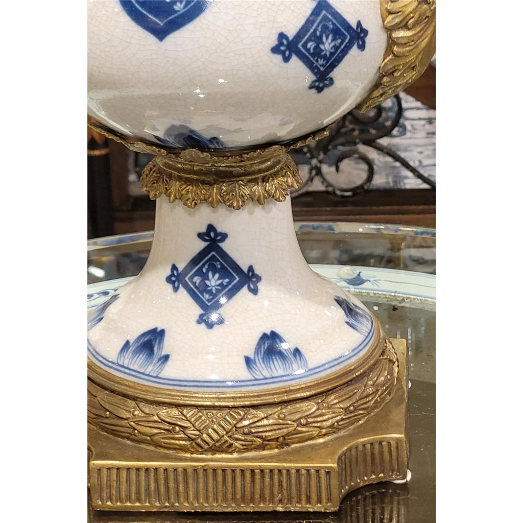 Danny's Fine Porcelain Vase 14197 - Image 12