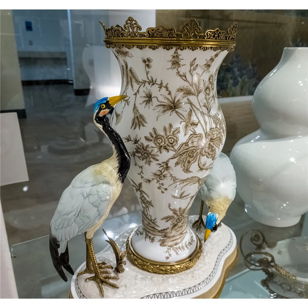Danny's Fine Porcelain Vase 60380 - Image 22