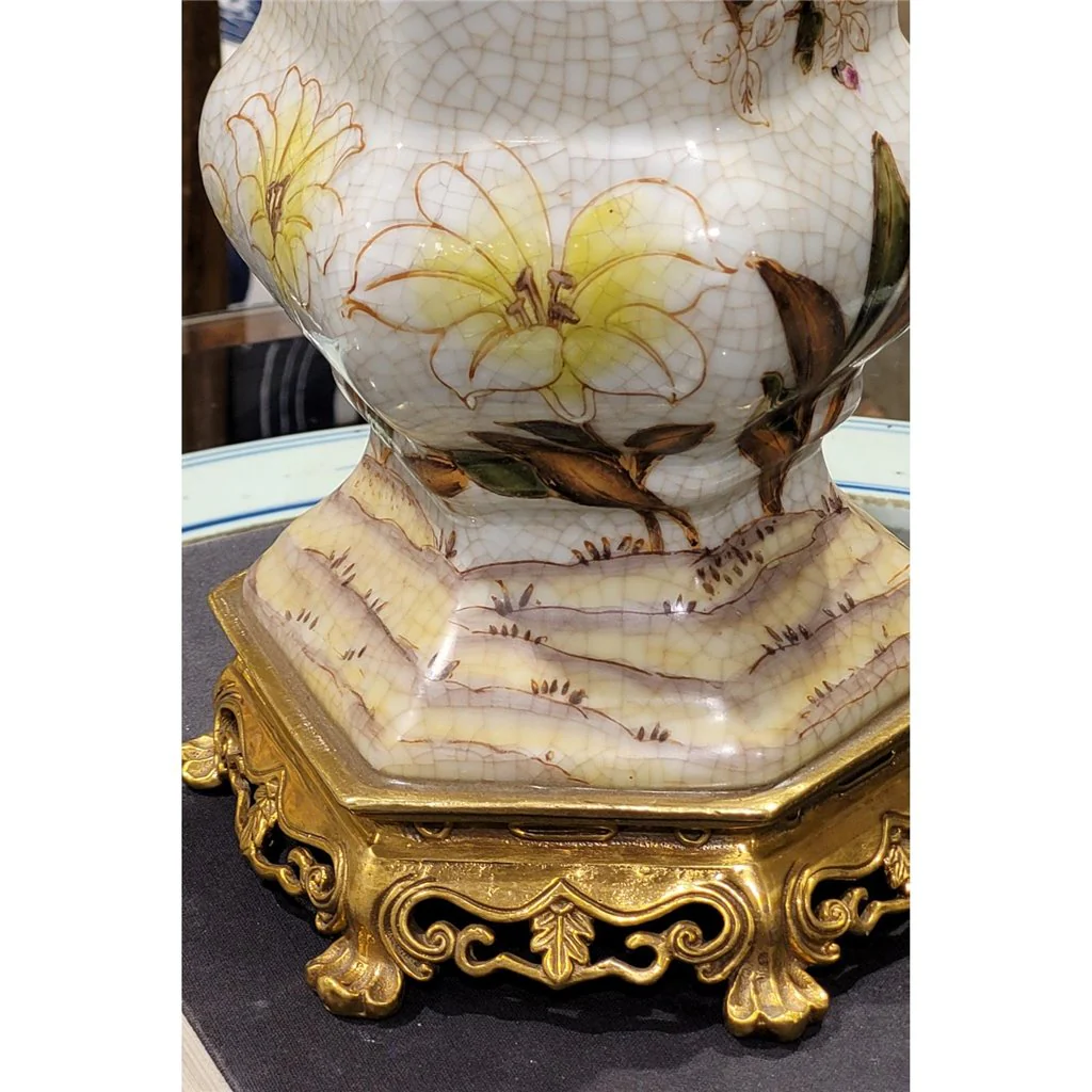 Danny's Fine Porcelain Vase 60394 - Image 13
