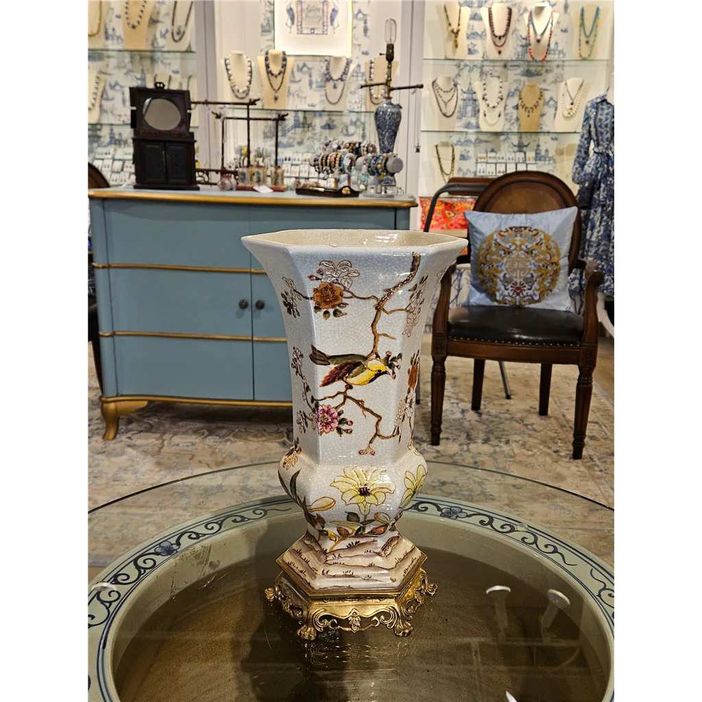 Danny's Fine Porcelain Vase 60394 - Image 17