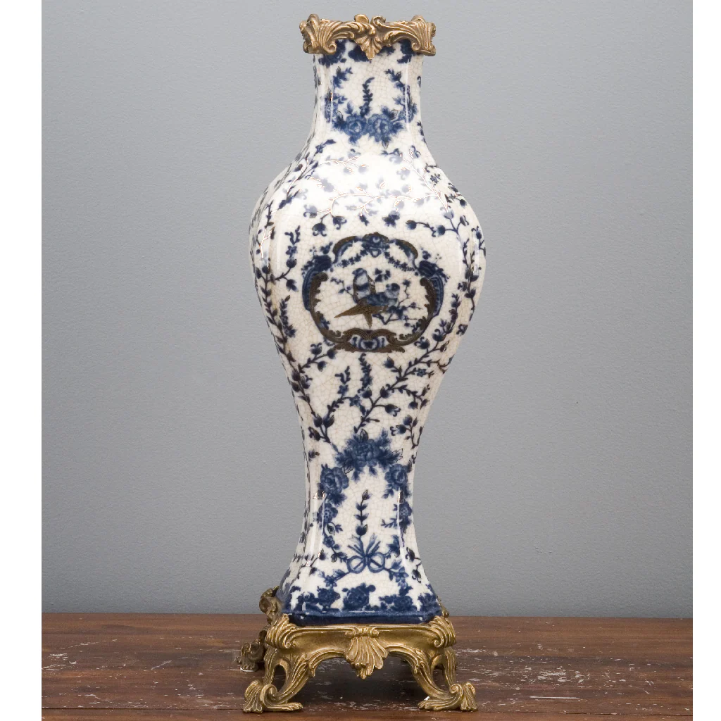 Danny's Fine Porcelain Vase - Blue And White 14129 - Image 2