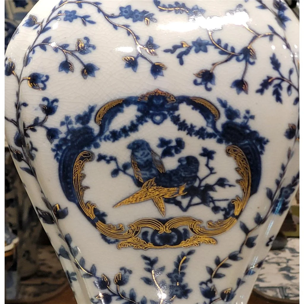 Danny's Fine Porcelain Vase - Blue And White 14129 - Image 7