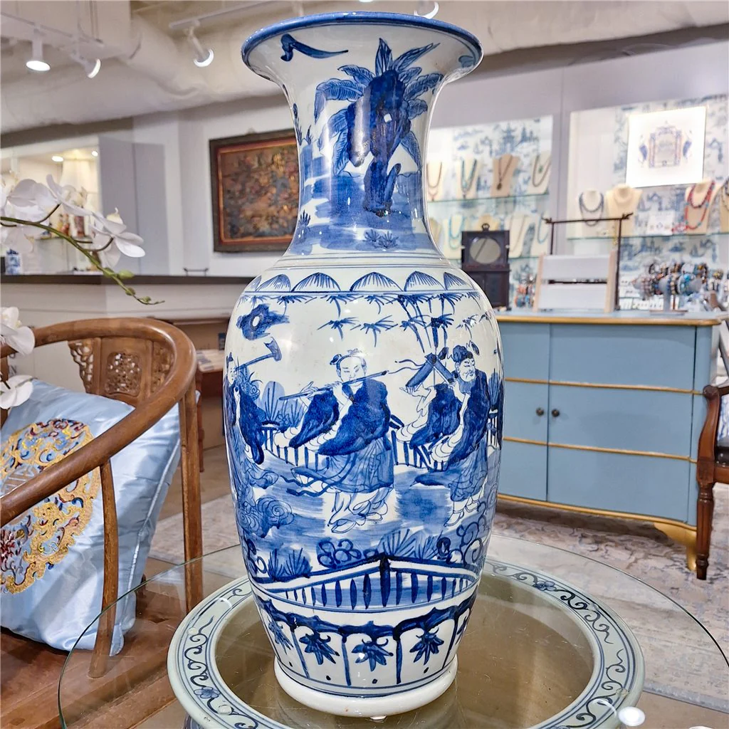 Danny's Fine Porcelain Vase - People - Blue And White Classic 50882 - Image 10