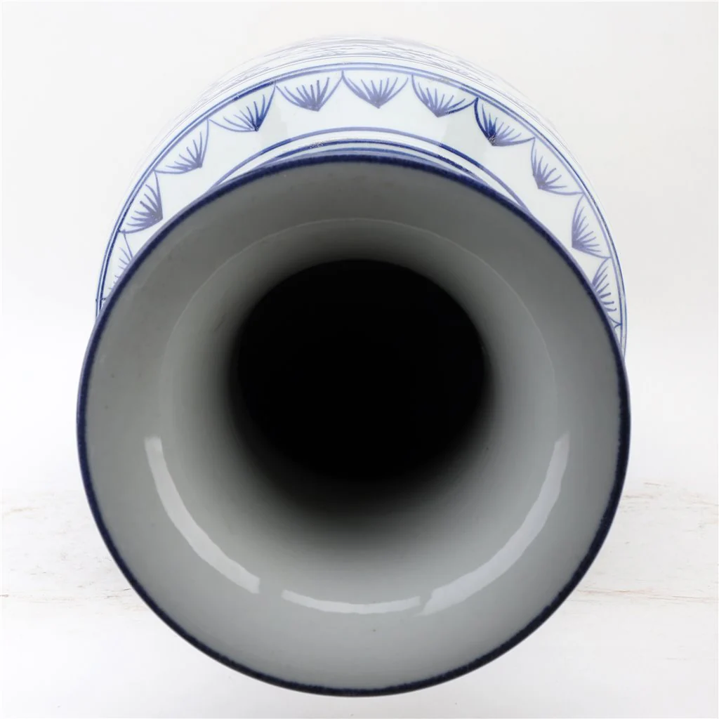 Danny's Fine Porcelain Vase - People - Blue And White Classic 50882 - Image 7