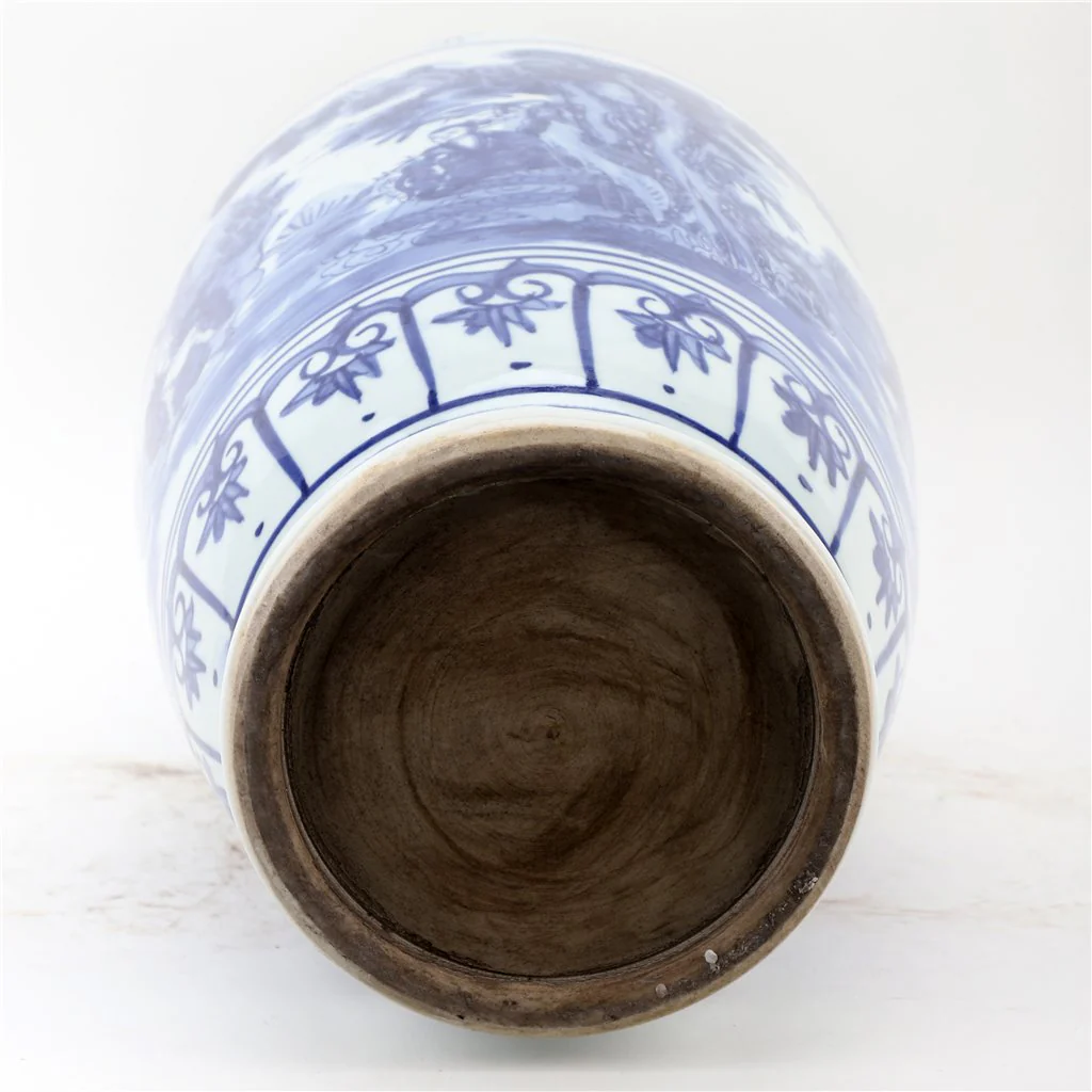 Danny's Fine Porcelain Vase - People - Blue And White Classic 50883 - Image 8