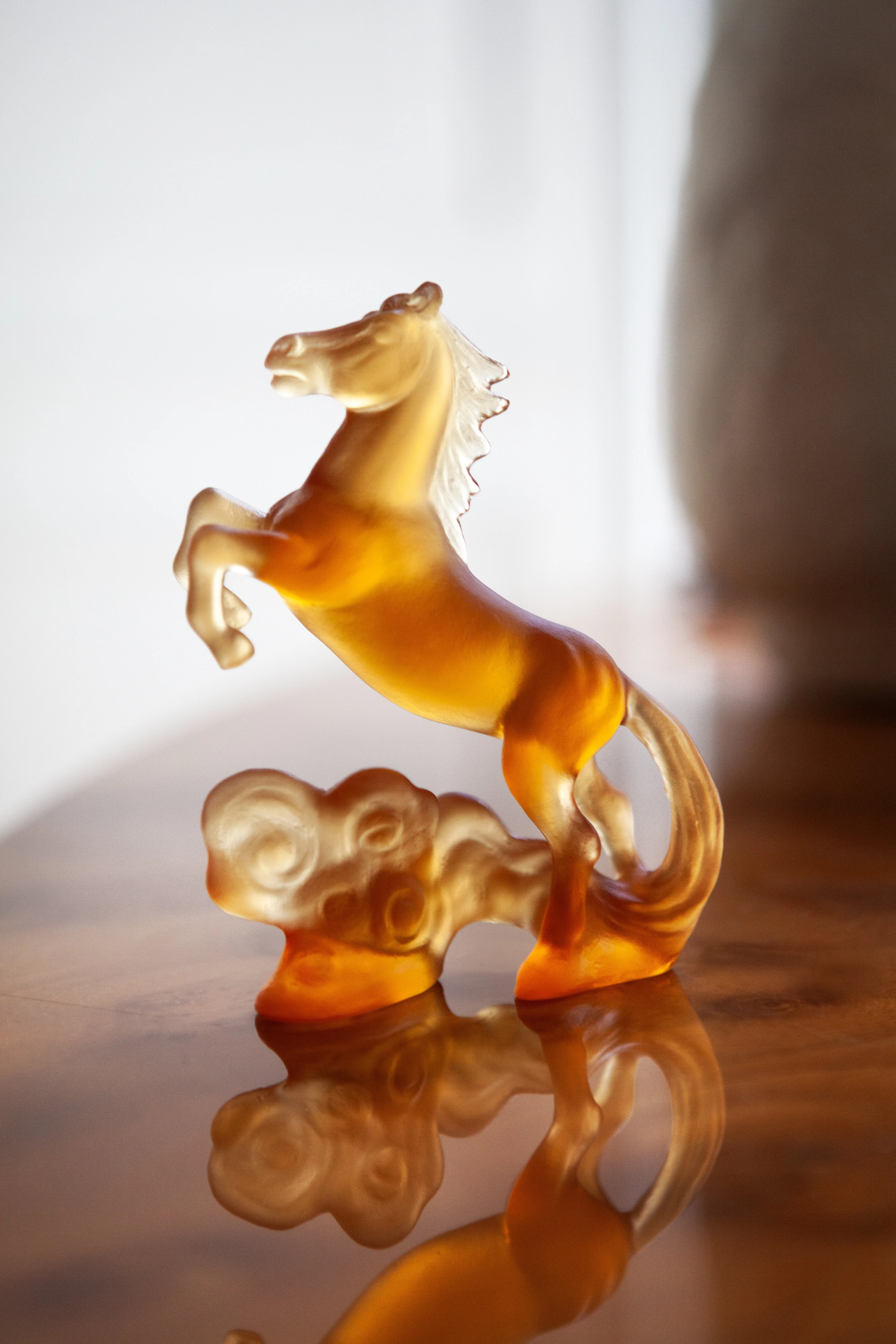Daum Crystal Amber Horoscope Horse - Image 3