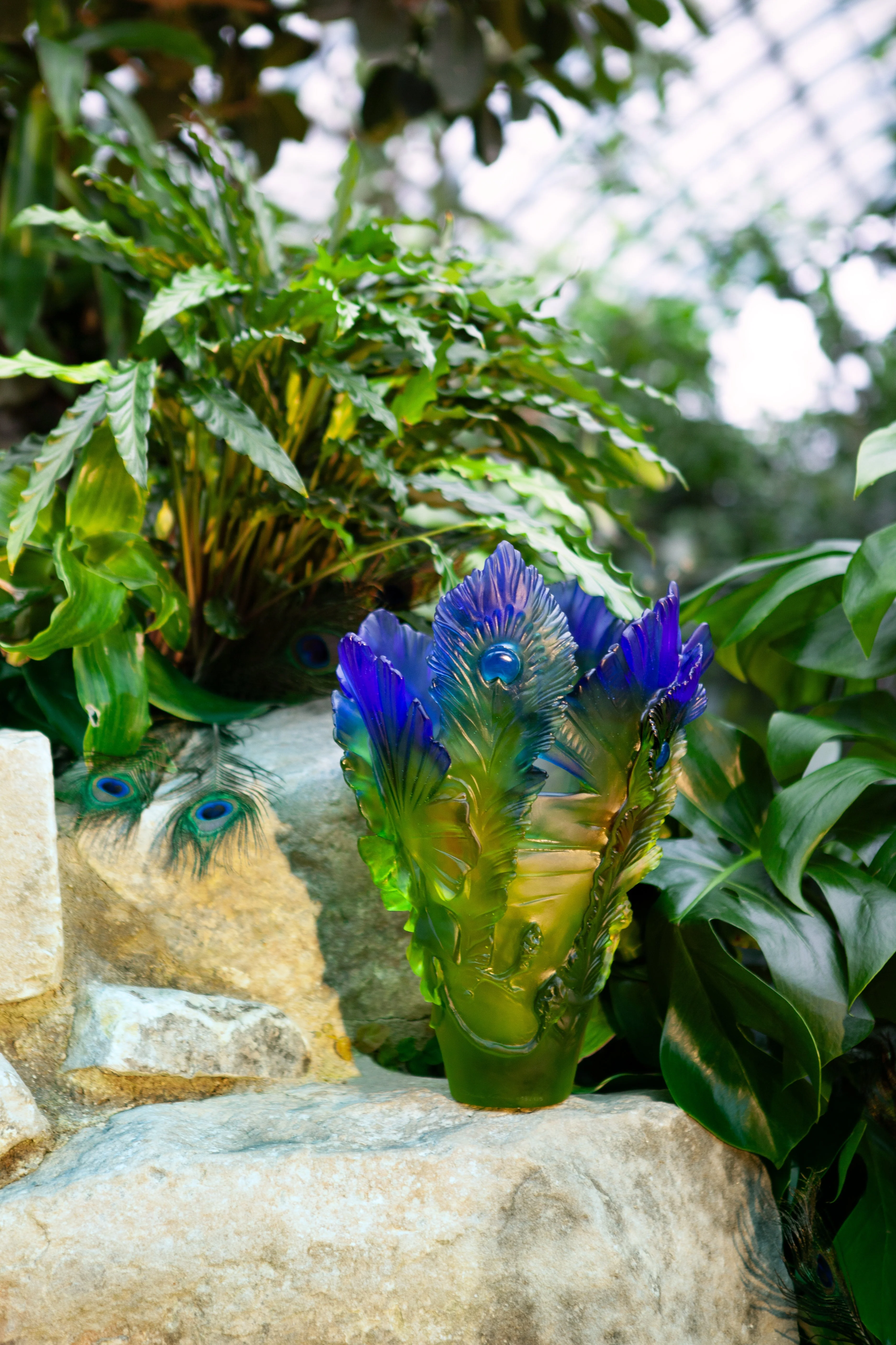Daum Crystal Large Vase - Fleur de Paon Exotique - Image 3