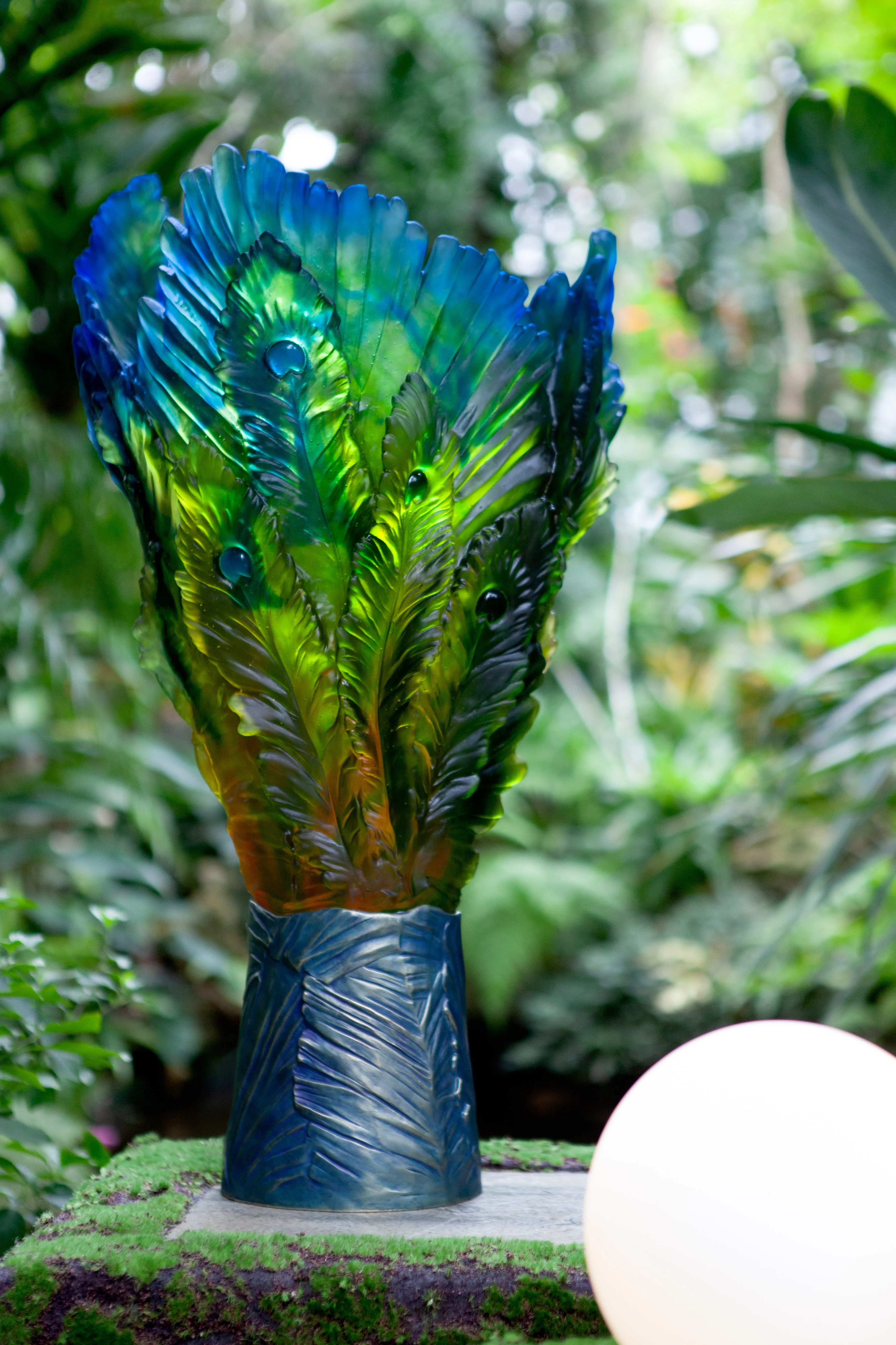 Daum Crystal Magnum Vase - Fleur de Paon Exotique - Image 4