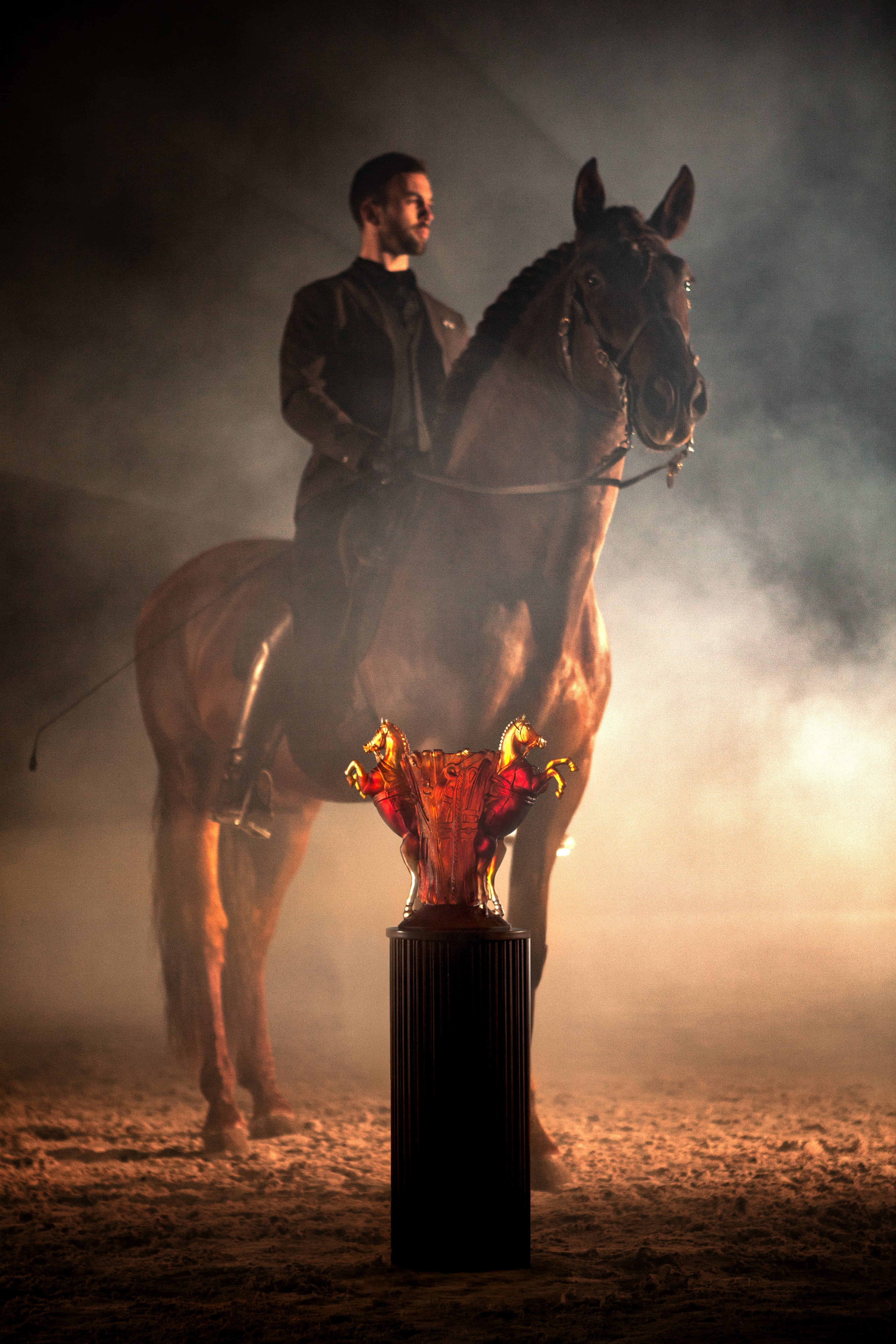 Daum Crystal RĂȘve Equestre Large Vase - Image 4