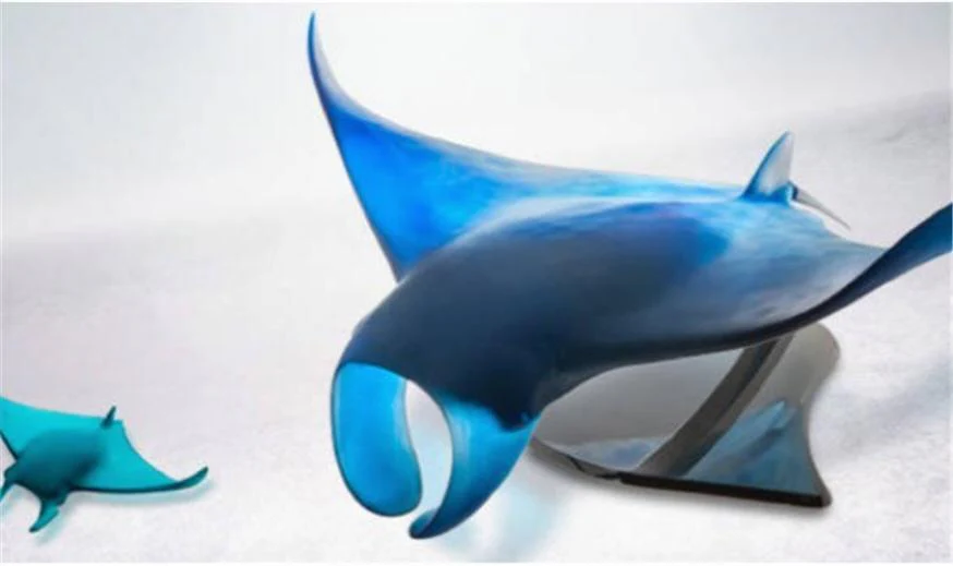 Daum Crystal XL Manta Ray by Umberto Nuzzo - Image 4