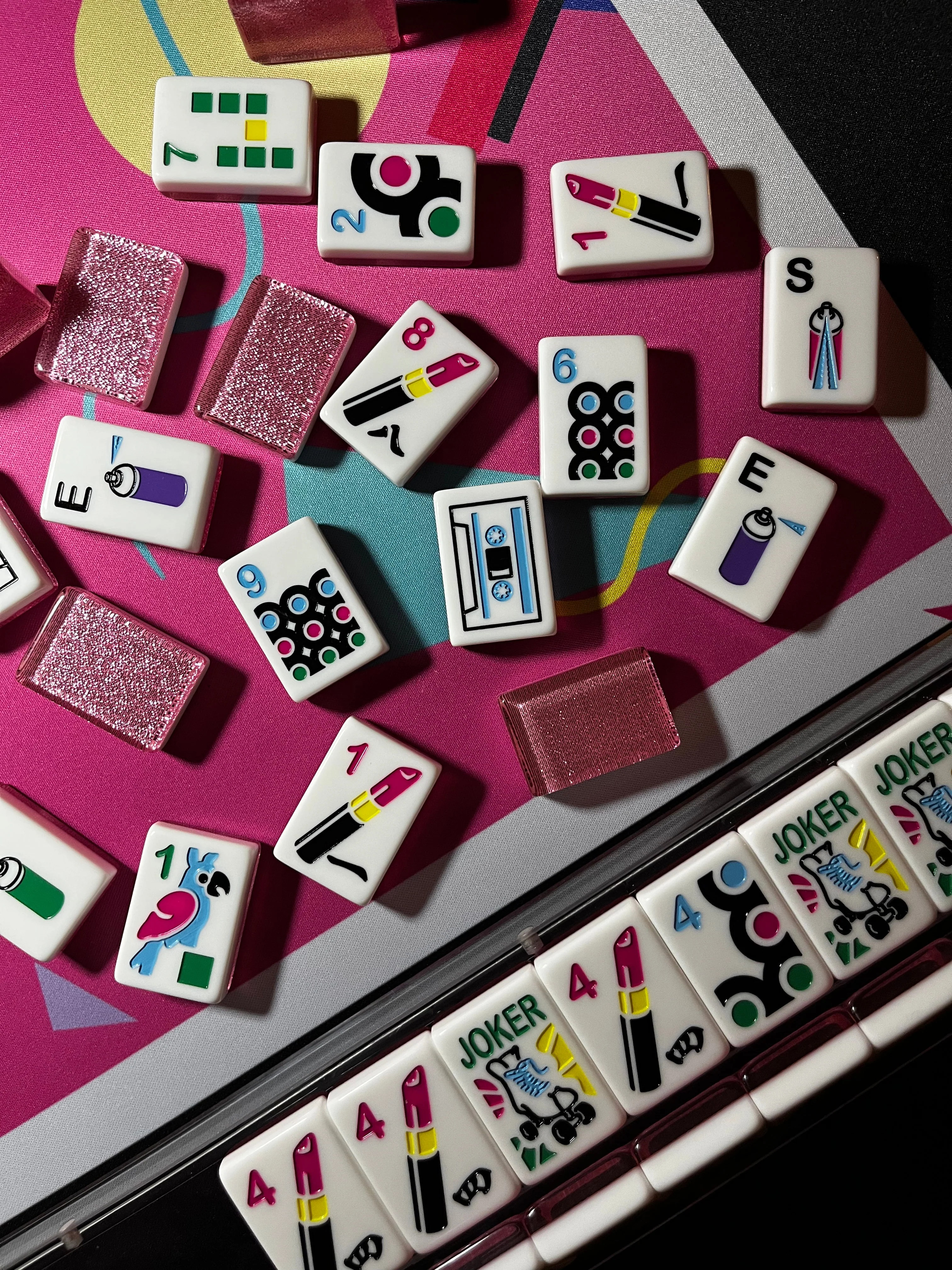 I Love the 80s Luxe Mahjong Set - Image 15