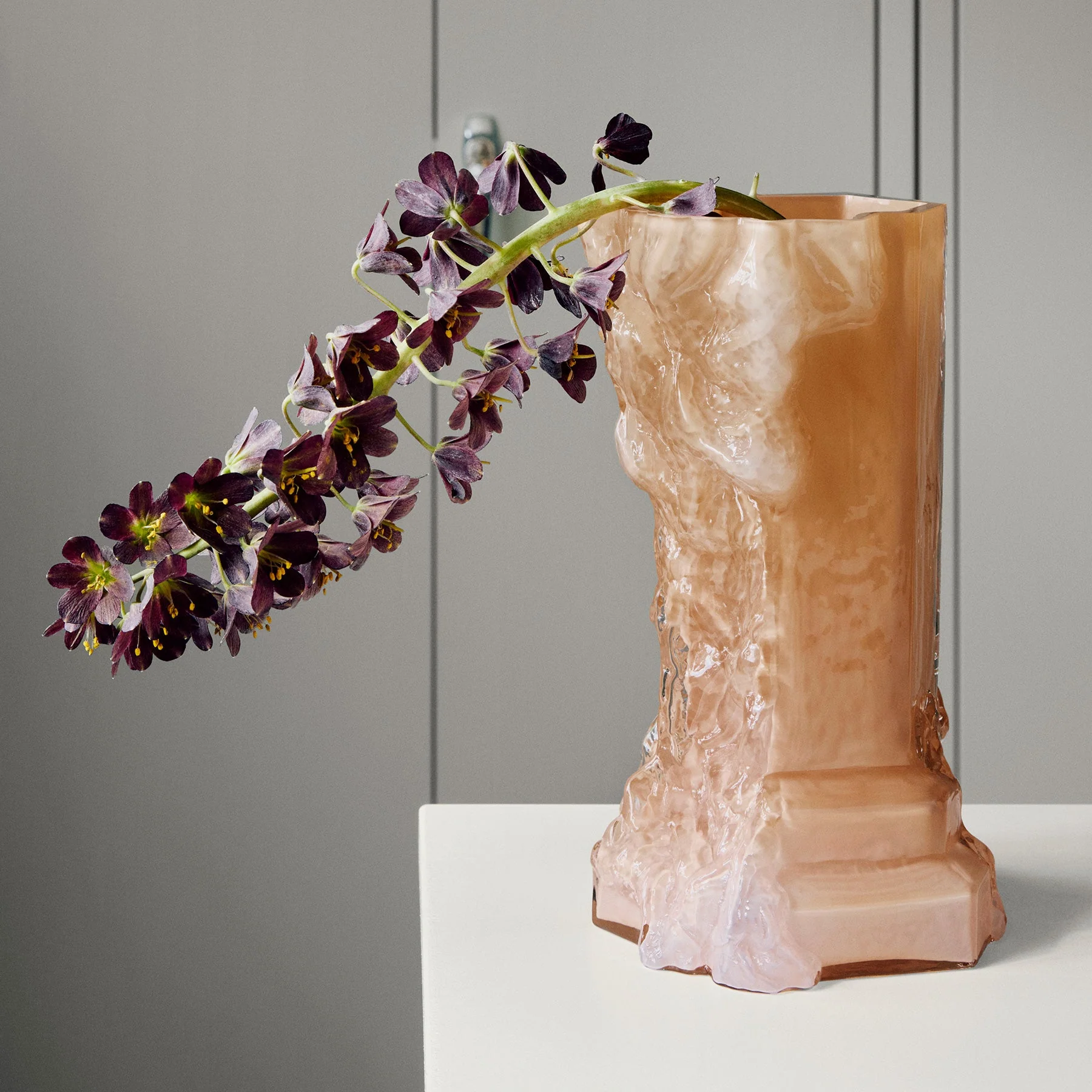 Kosta Boda Rocky Baroque Vase Dusty Pink Small - Image 2