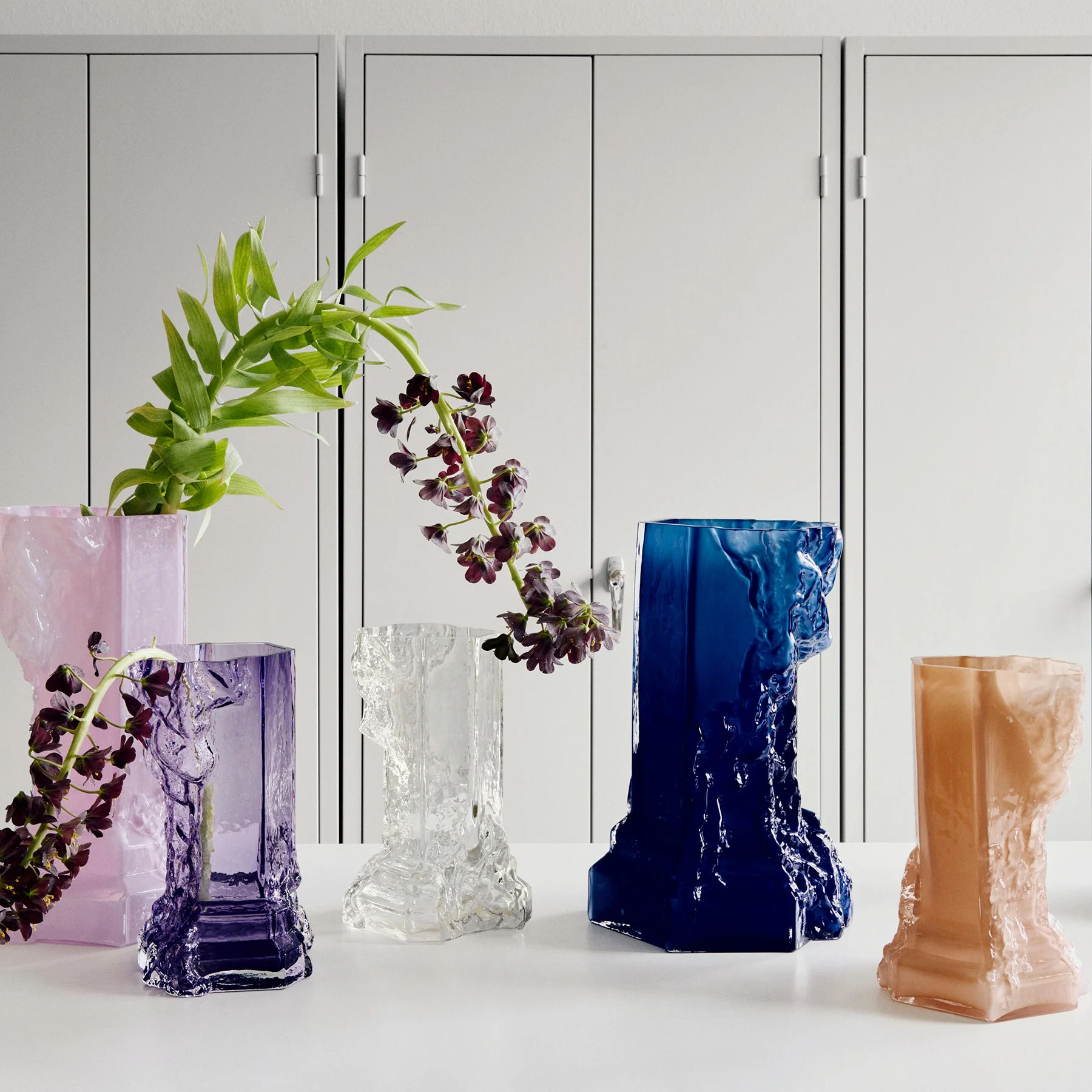 Kosta Boda Rocky Baroque Vase Dusty Pink Small - Image 3
