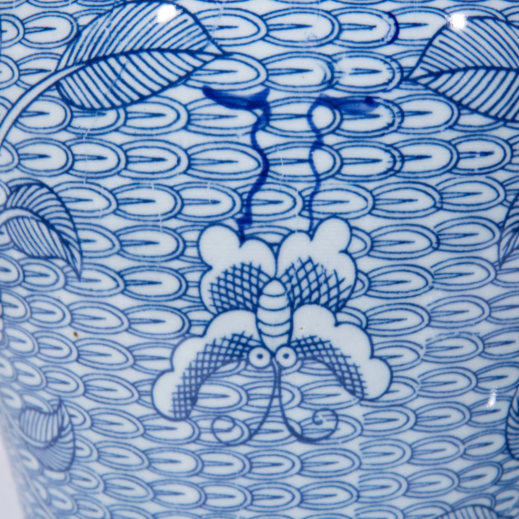 Legend of Asia BW Butterfly Leaf Temple Jar - Image 3
