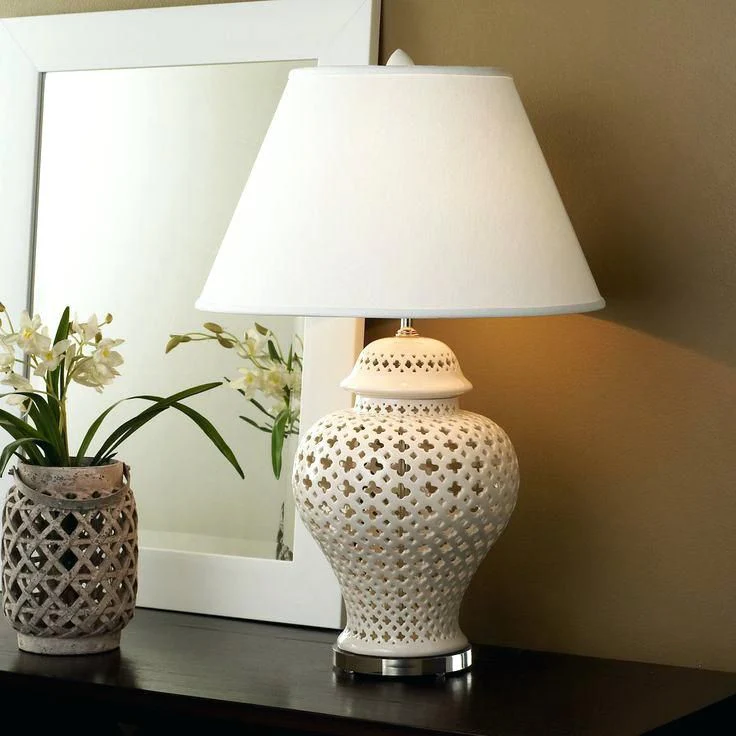 Legend of Asia Lamp Of White Lattice Ginger Jar With Acrylic Base - Medium