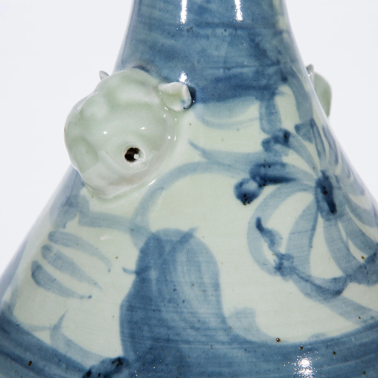 Legend of Asia Silla Flower Pipa Vase - Image 4