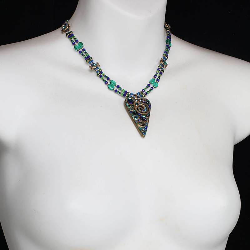 Michal Golan Emerald Long Heart Necklace - Image 2