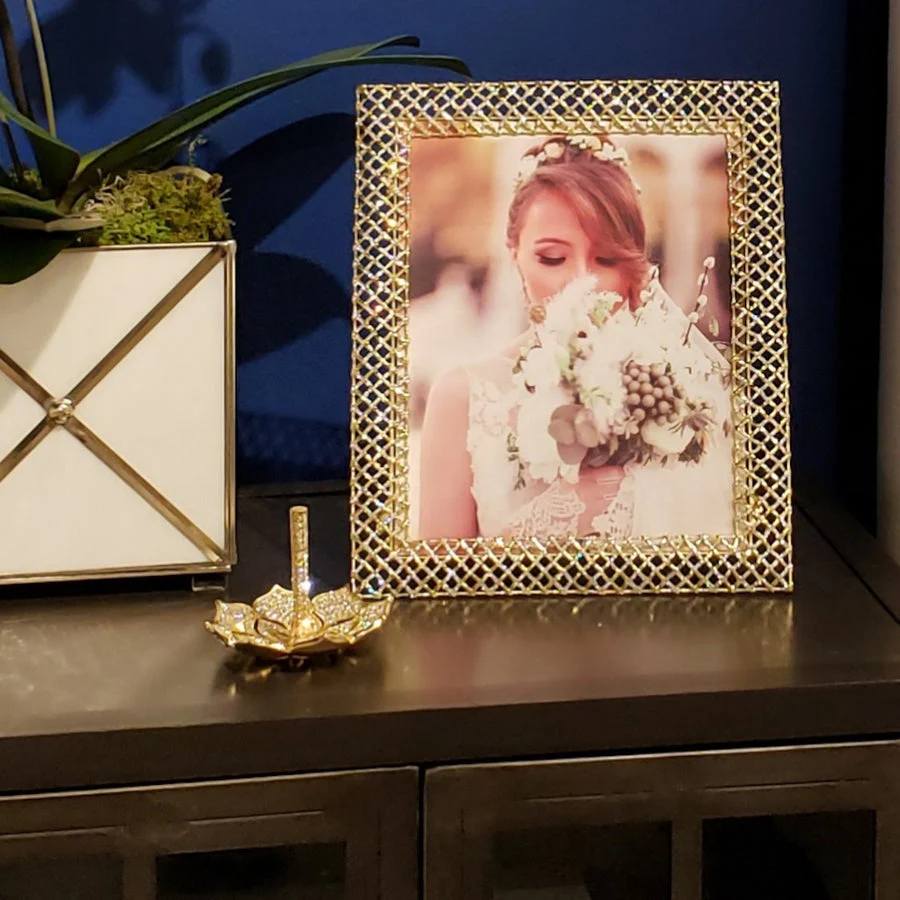 Olivia Riegel Gold Windsor Ring Holder - Image 3