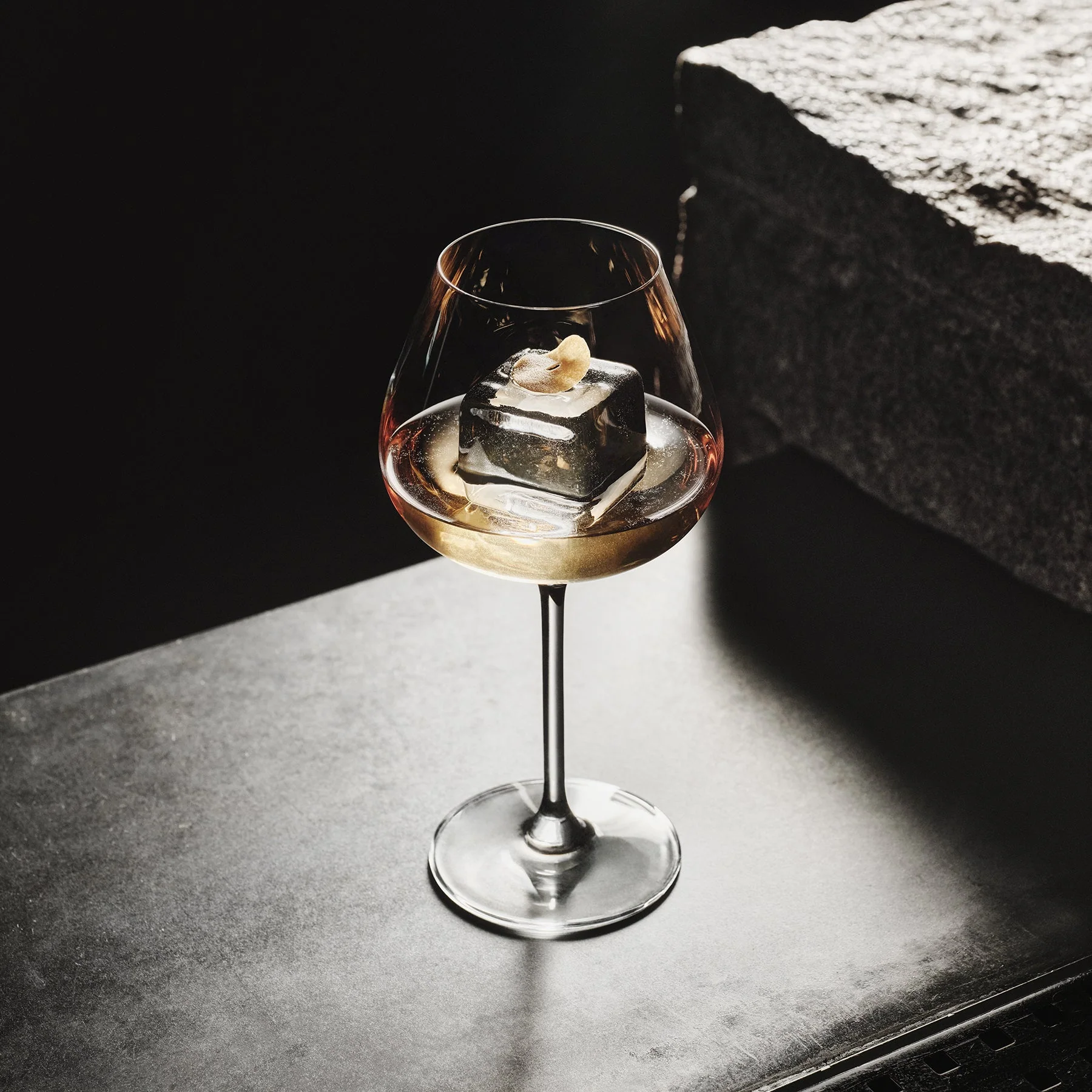Orrefors Aroma Copa Gin Set of 2 - Image 4