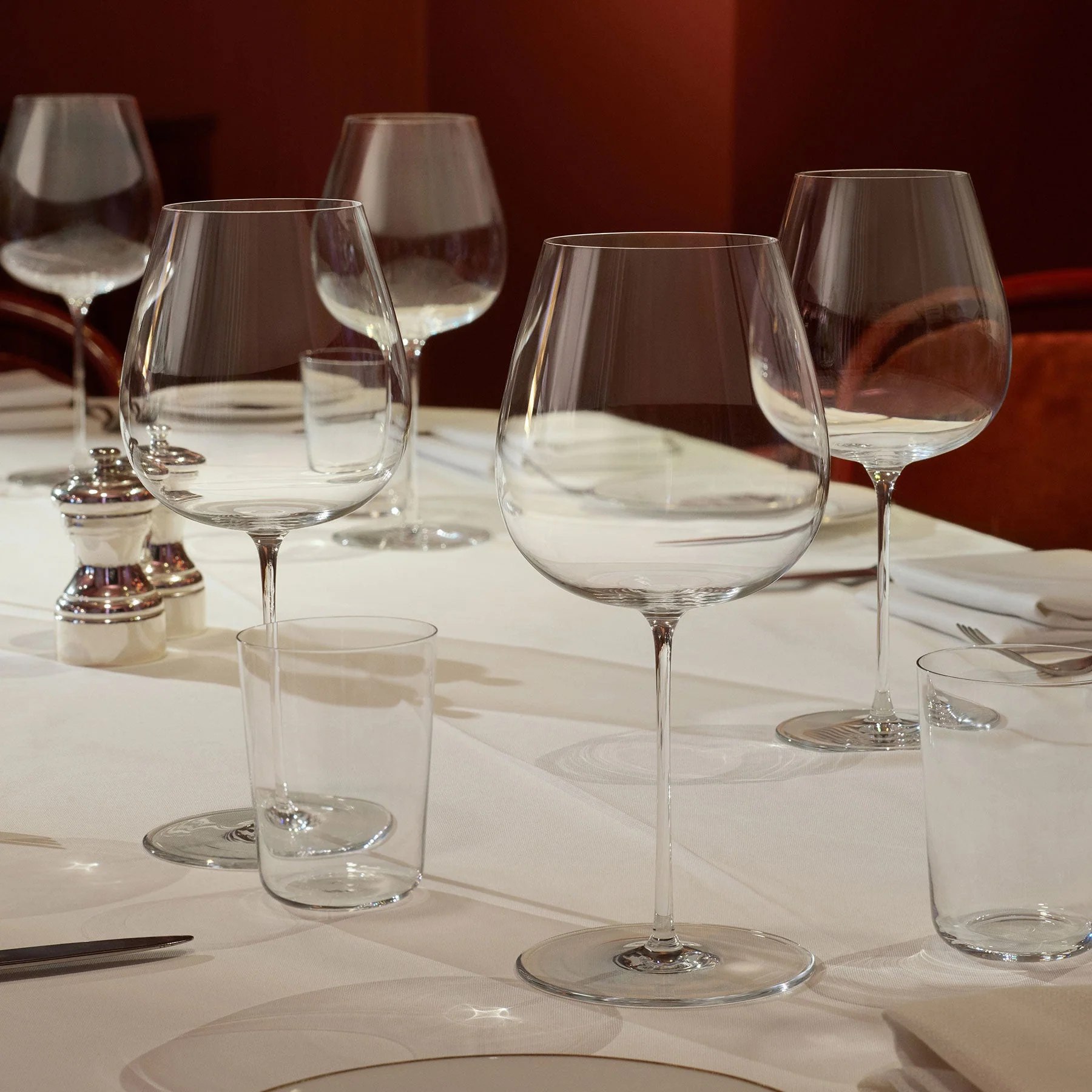 Orrefors Frantzén Red Wine Set of 2 - Image 2