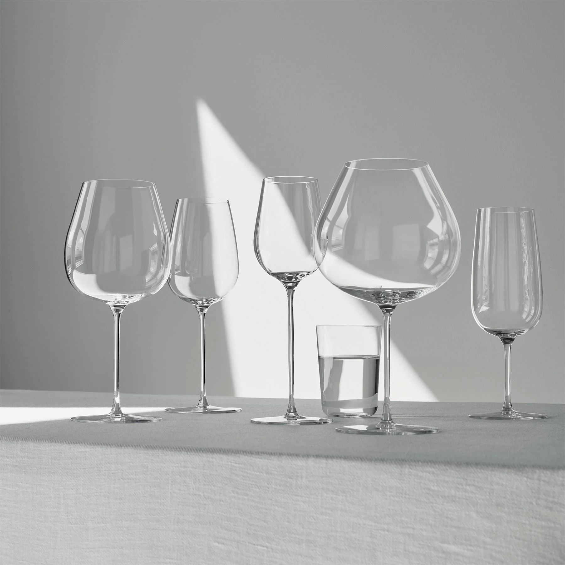 Orrefors Frantzén Red Wine Set of 2 - Image 7