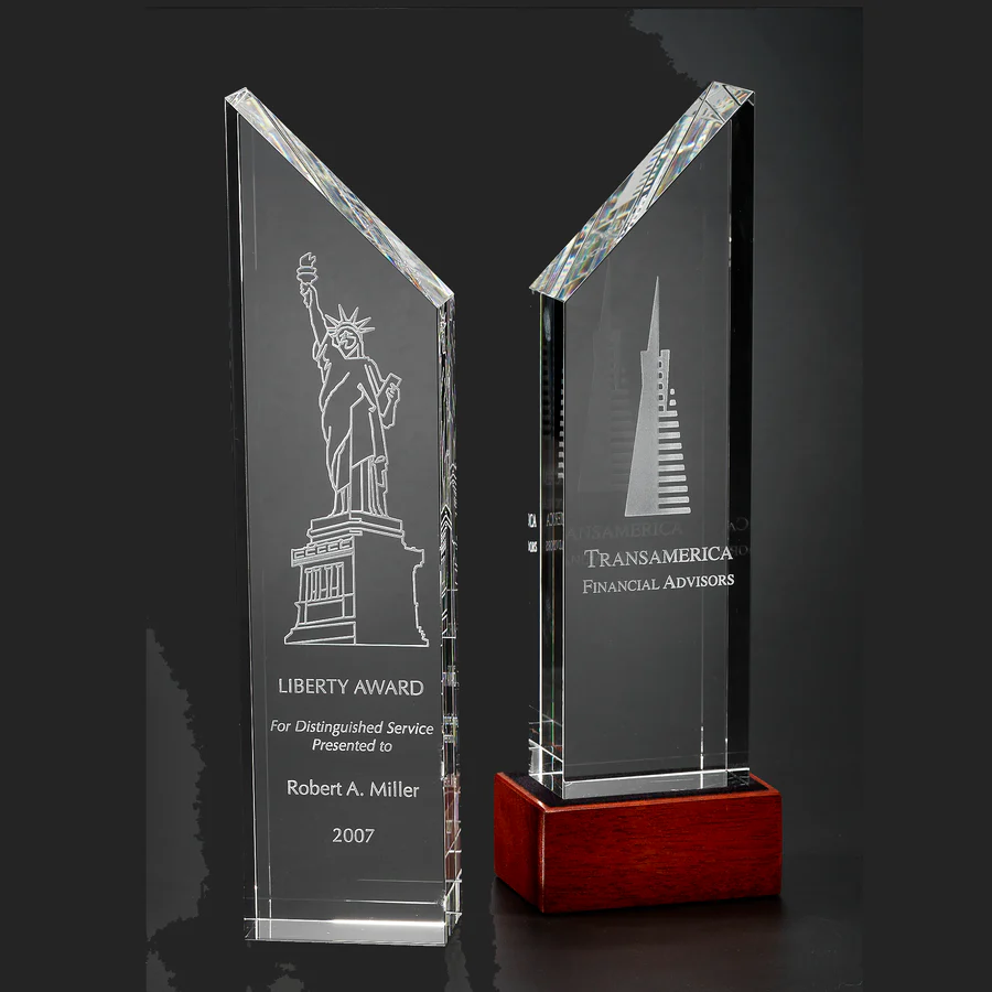 Orrefors Manhattan Award Large - Image 2