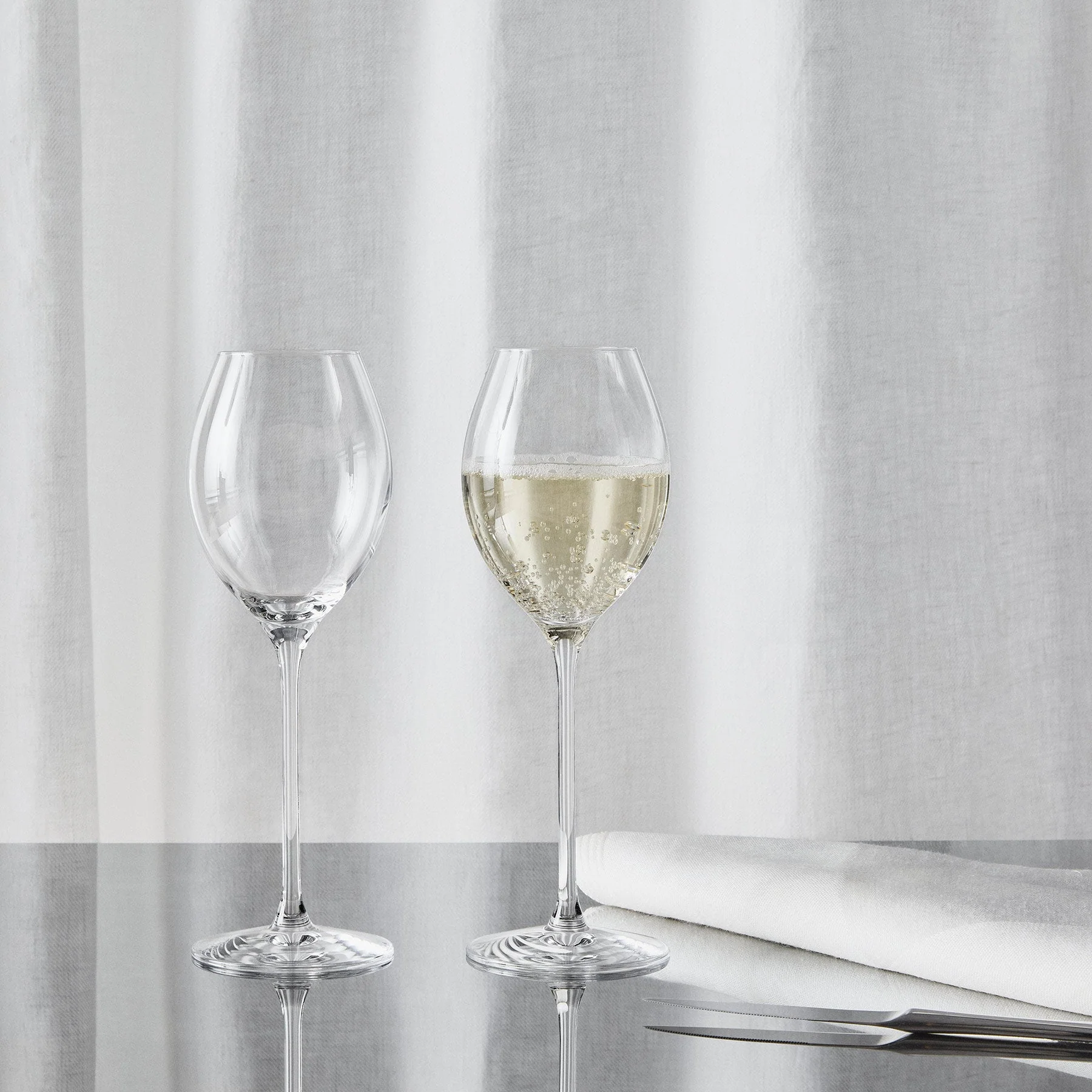 Orrefors More Champagne Boule Set of 4 - Image 2
