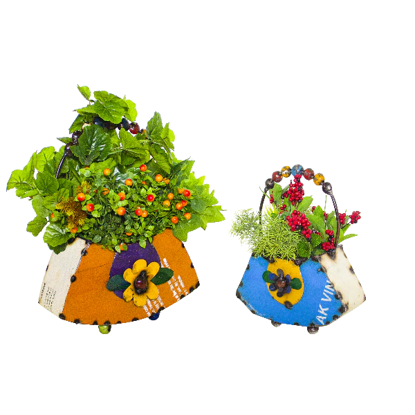 Think Outside Accessorize Me Handbags