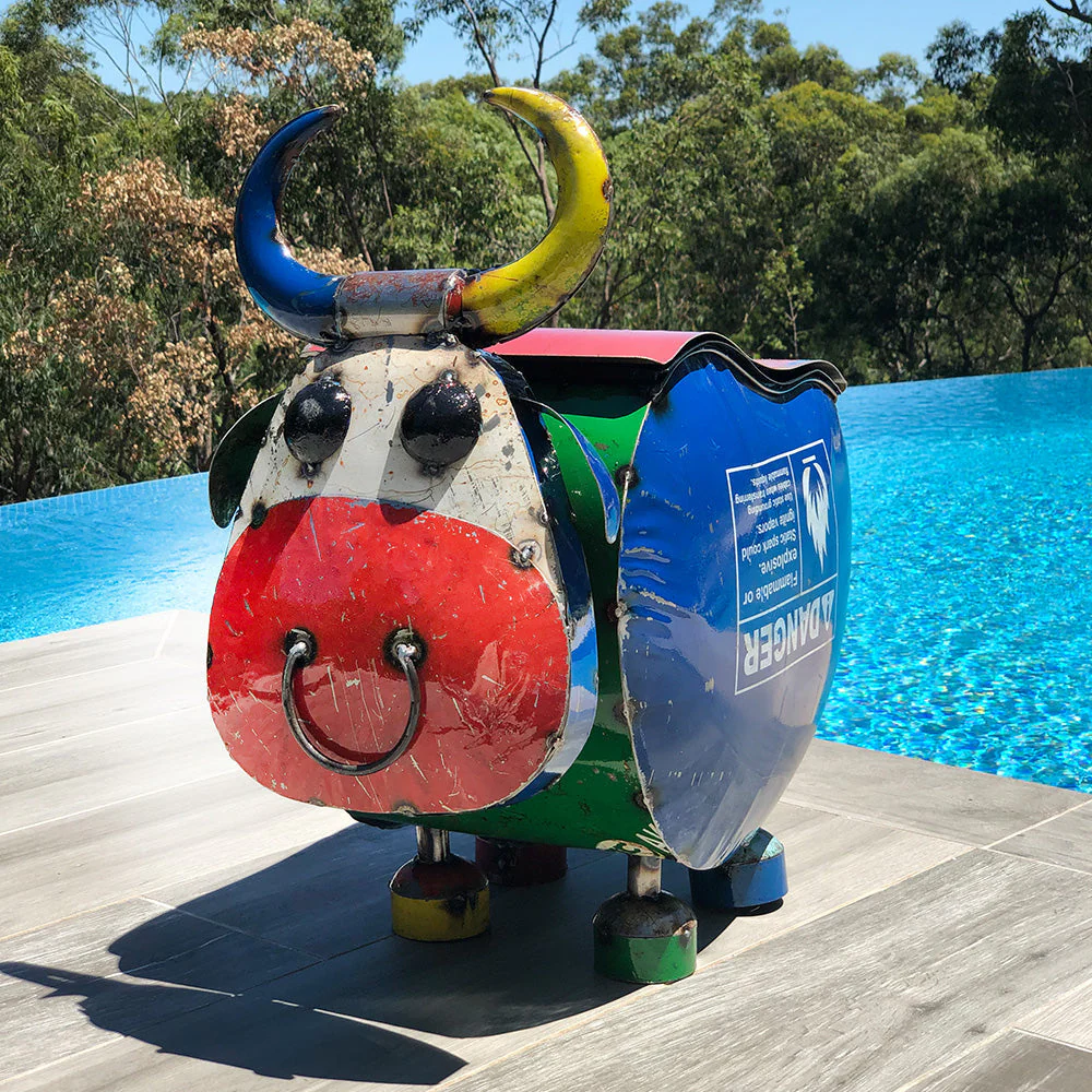 Think Outside Barnyard Bull Cooler - Image 3