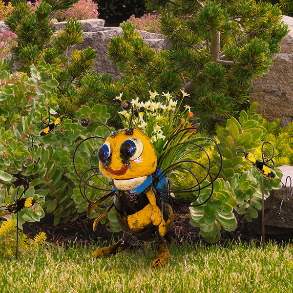 Think Outside Buzzy Bee Planter - Image 3