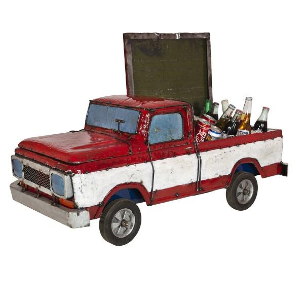 Think Outside Sammy’s Pick Up Truck