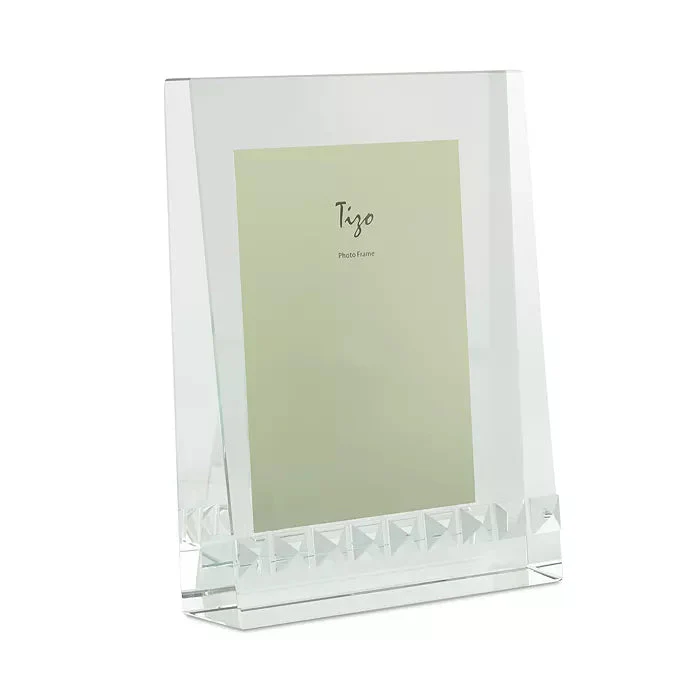 Tizo Crystal Frame With Pyramid Studs, 4 x 6