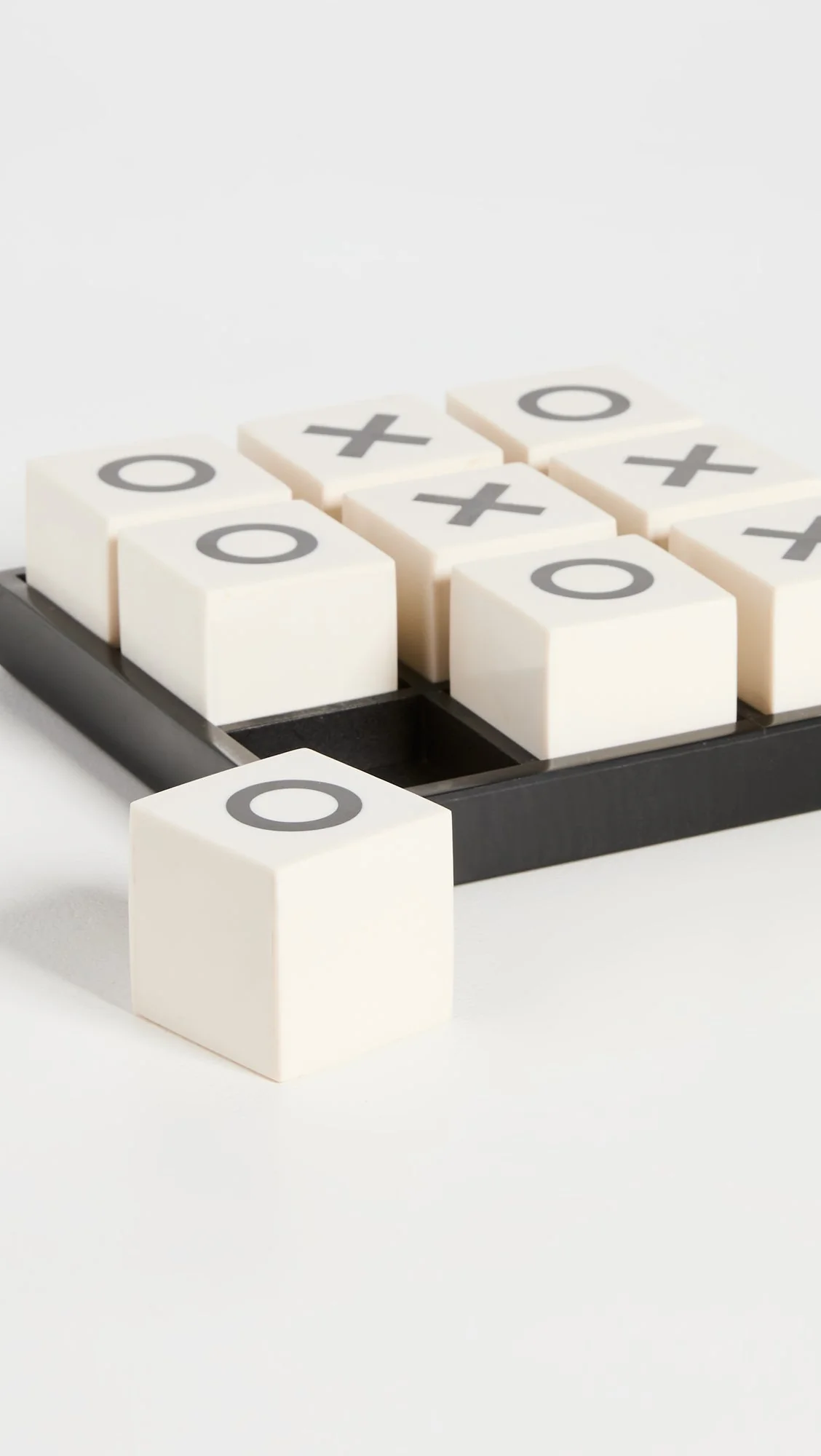 Tizo Horn Tic Tac Toe Set - Image 3