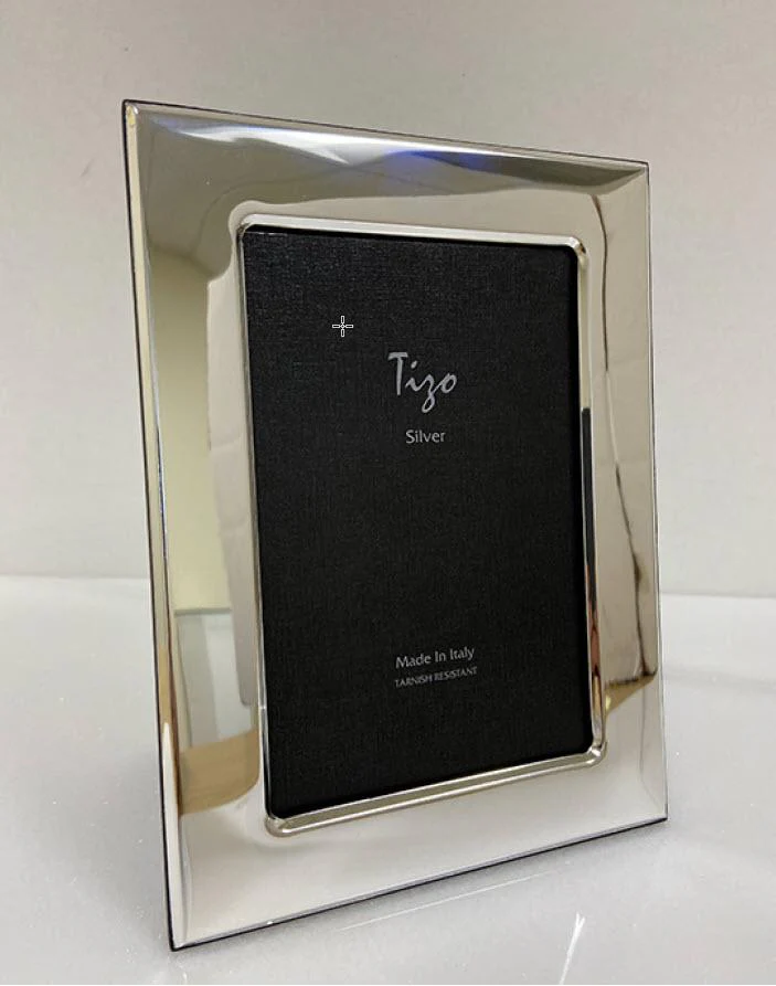 Tizo Iltalian Silverplate Wide Plain Photo Frame 4x6