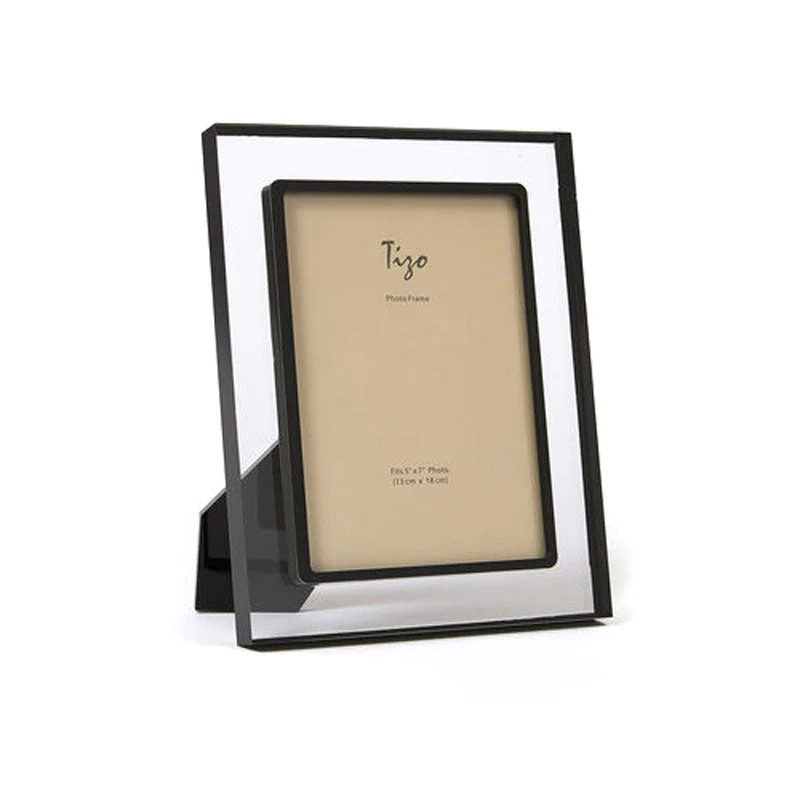 Tizo Lucite Frame w/ Black Border 8x10