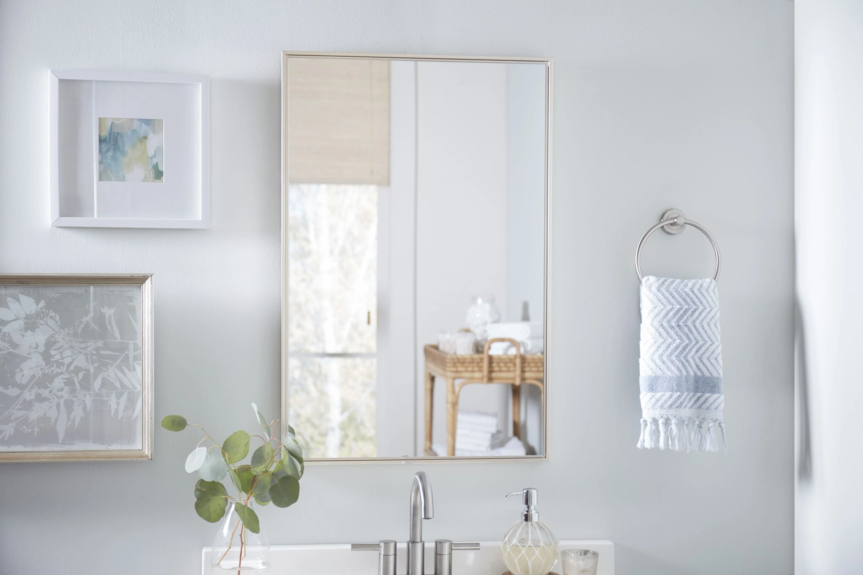 Floating Mirror - Image 2