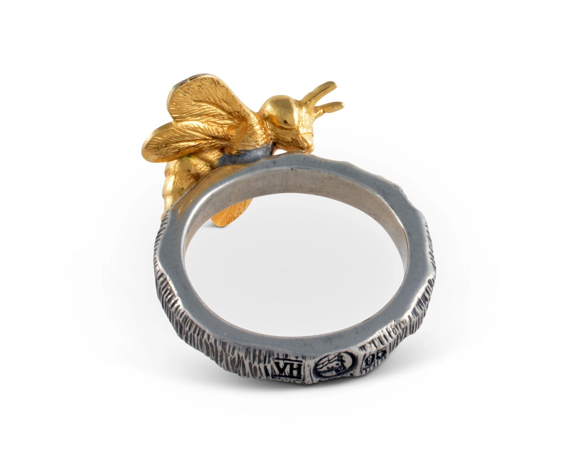 Vagabond House Gold Bee Napkin Ring - Image 4