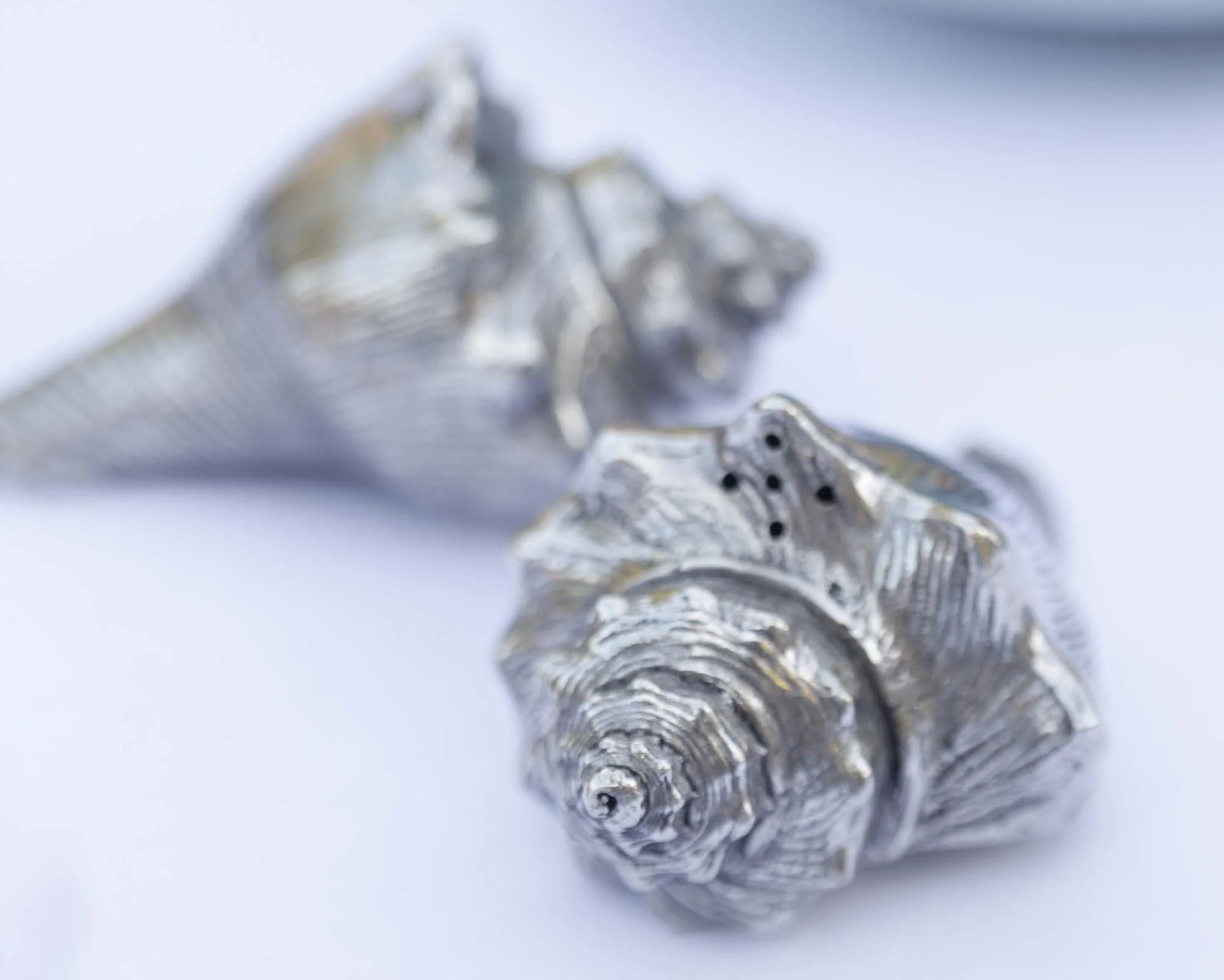 Vagabond House Pewter Conch Shells Salt & Pepper Set - Image 5